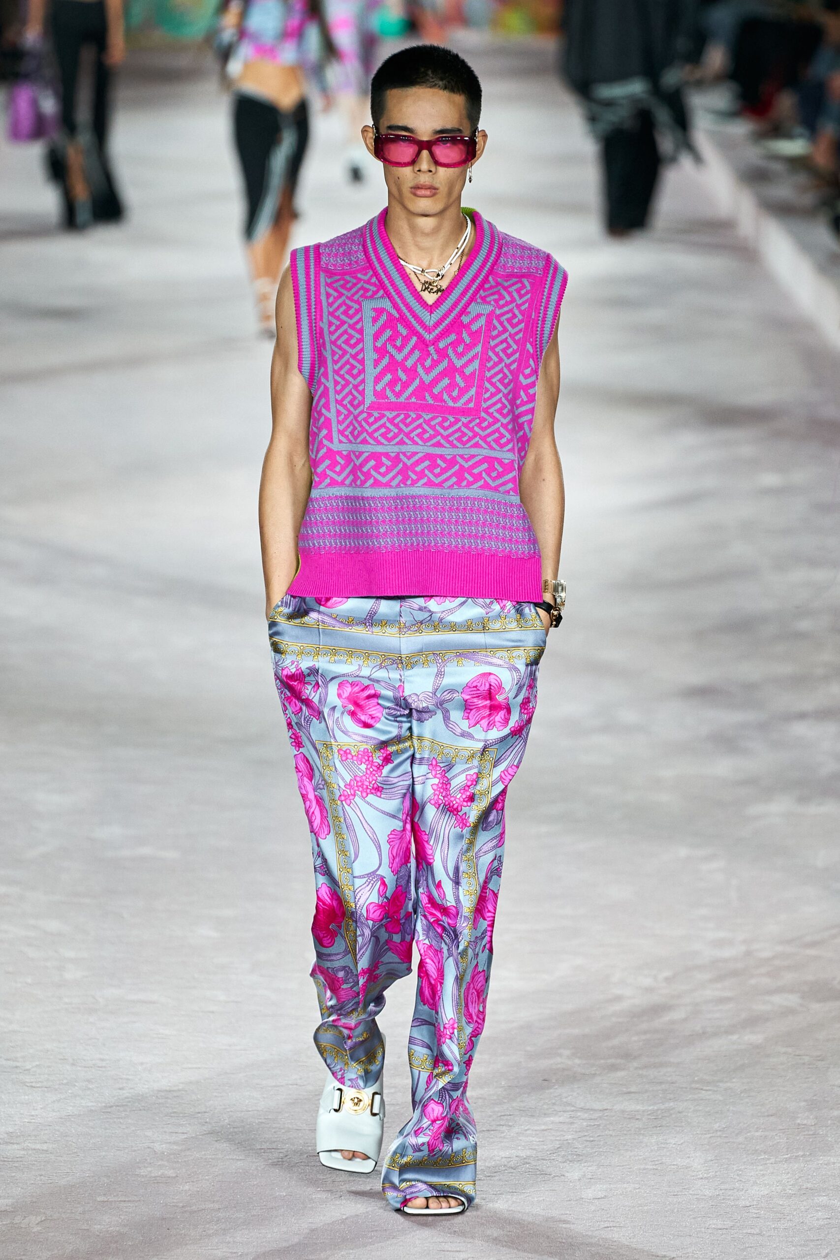 Versace S/S 22 Look 31
