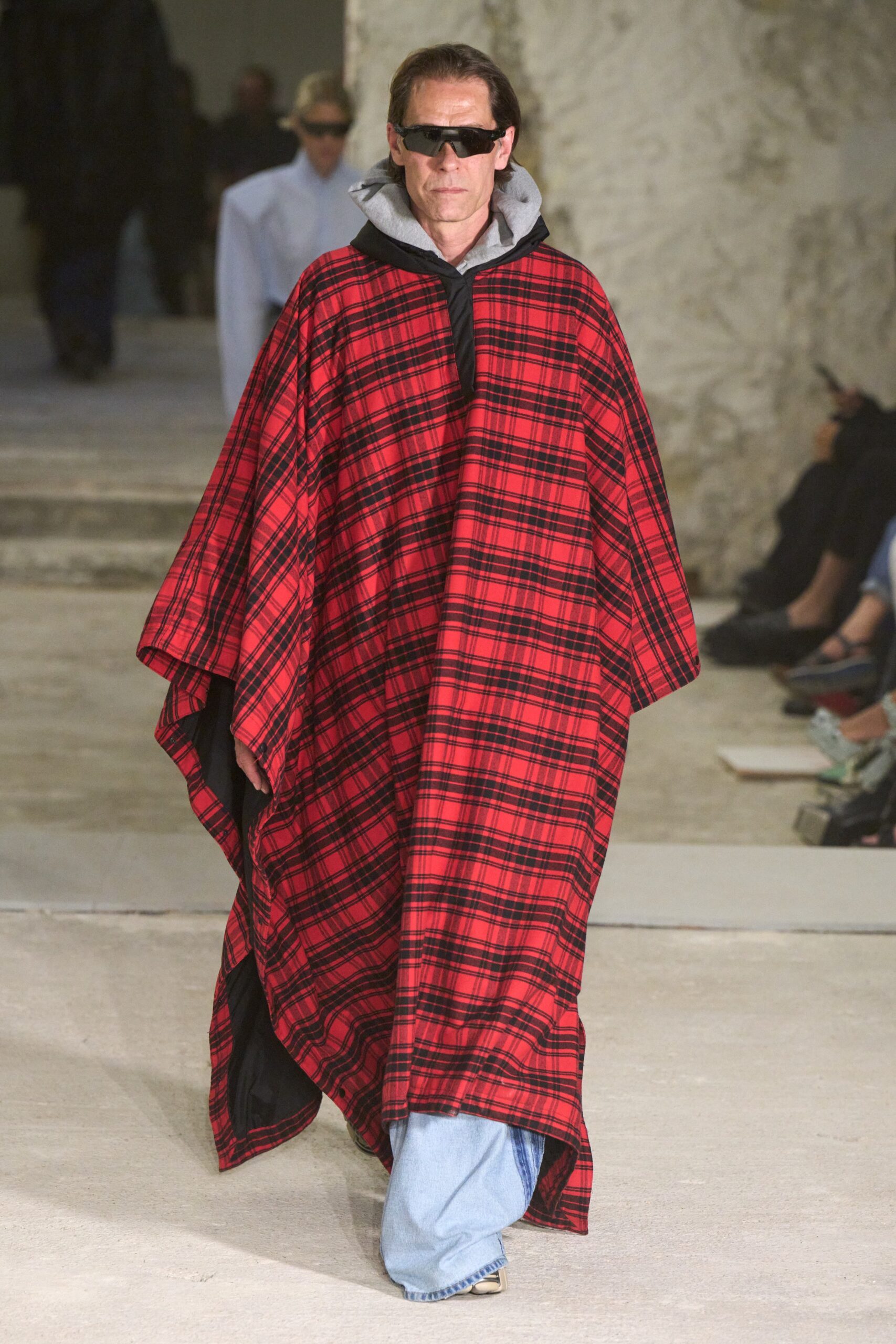 Vetements S/S 23 Menswear Look 31