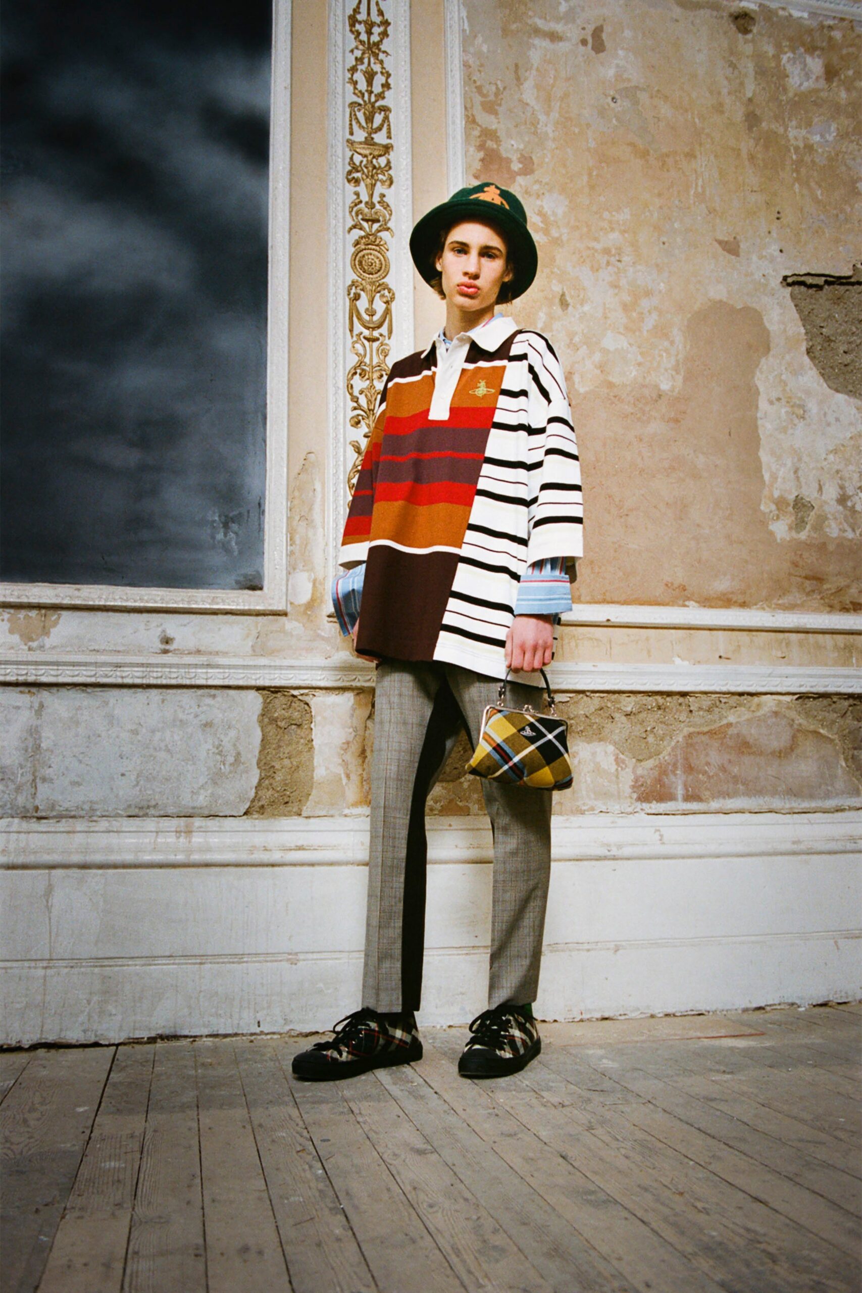 Vivienne Westwood F/W 21 Look 32