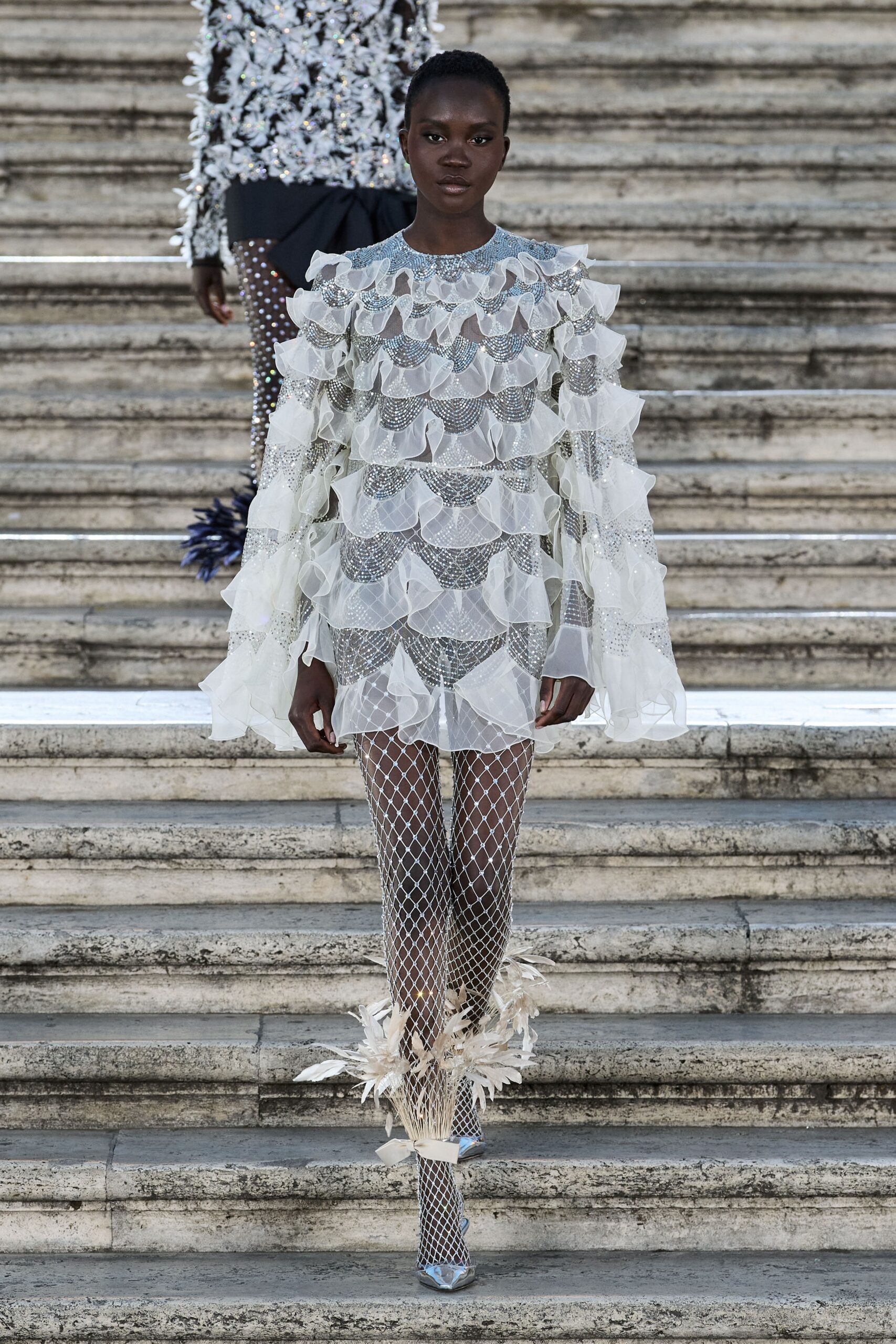 Valentino F/W 22 Couture Look 32