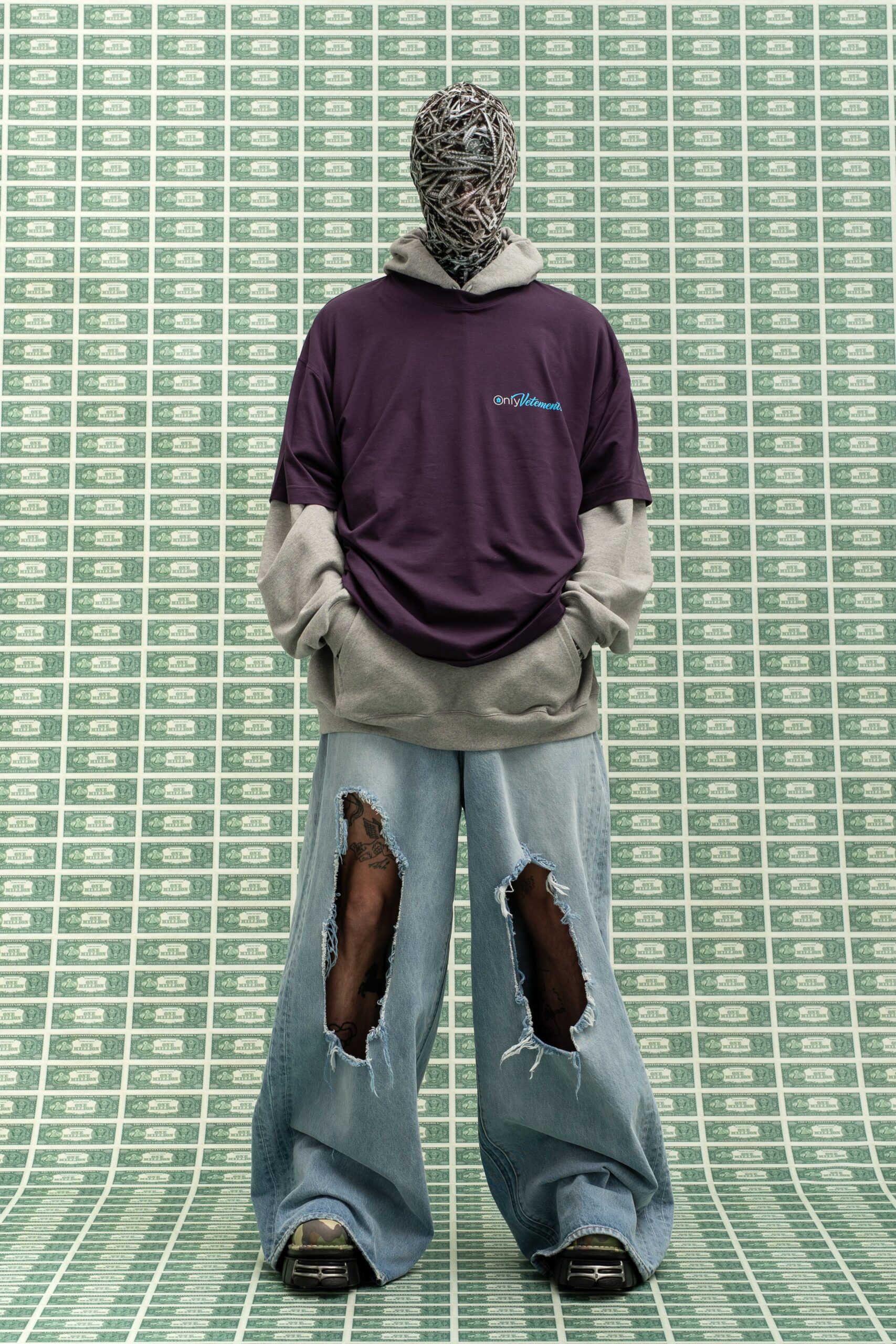 Vetements F/W 22 Look 33