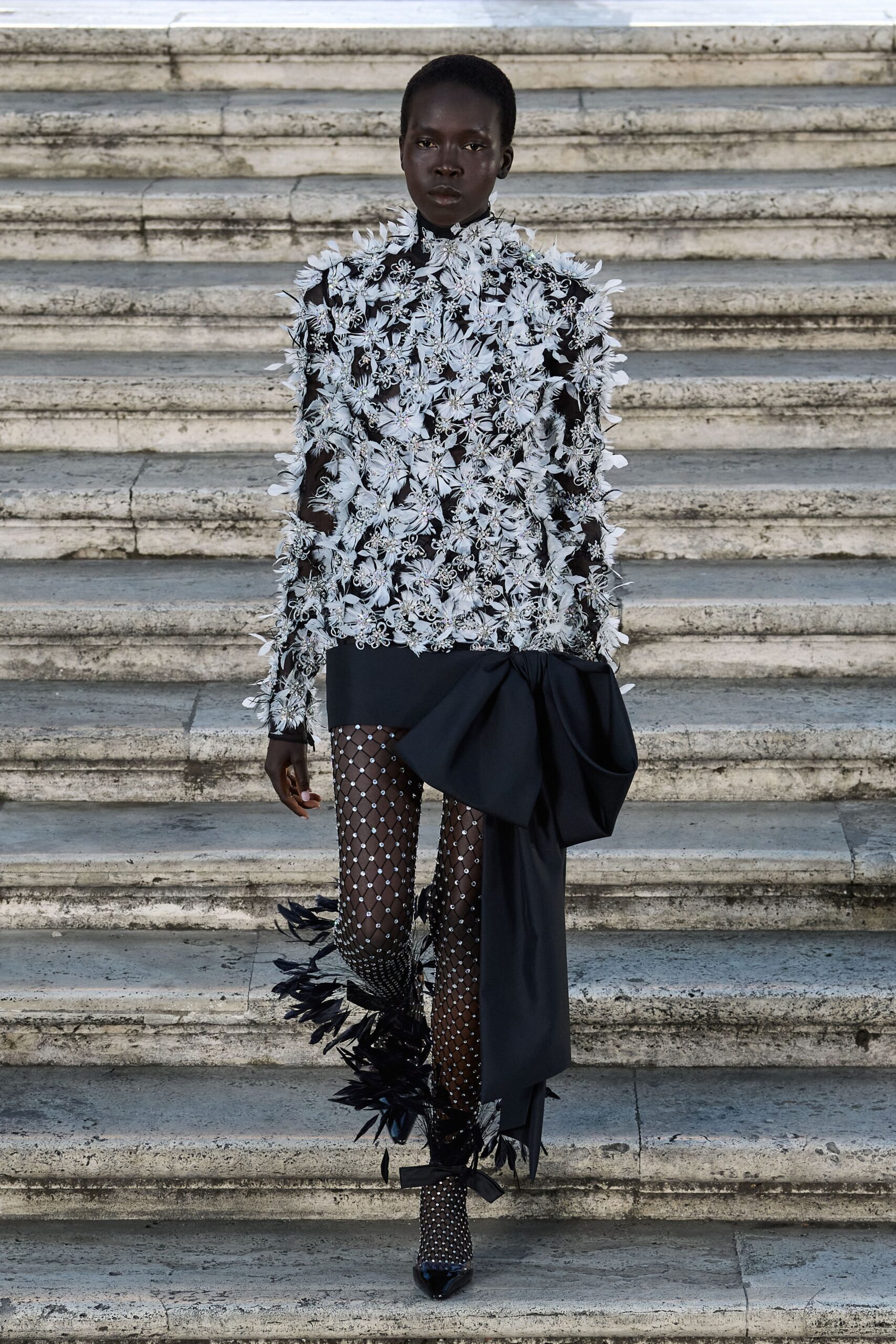 Valentino F/W 22 Couture Look 33