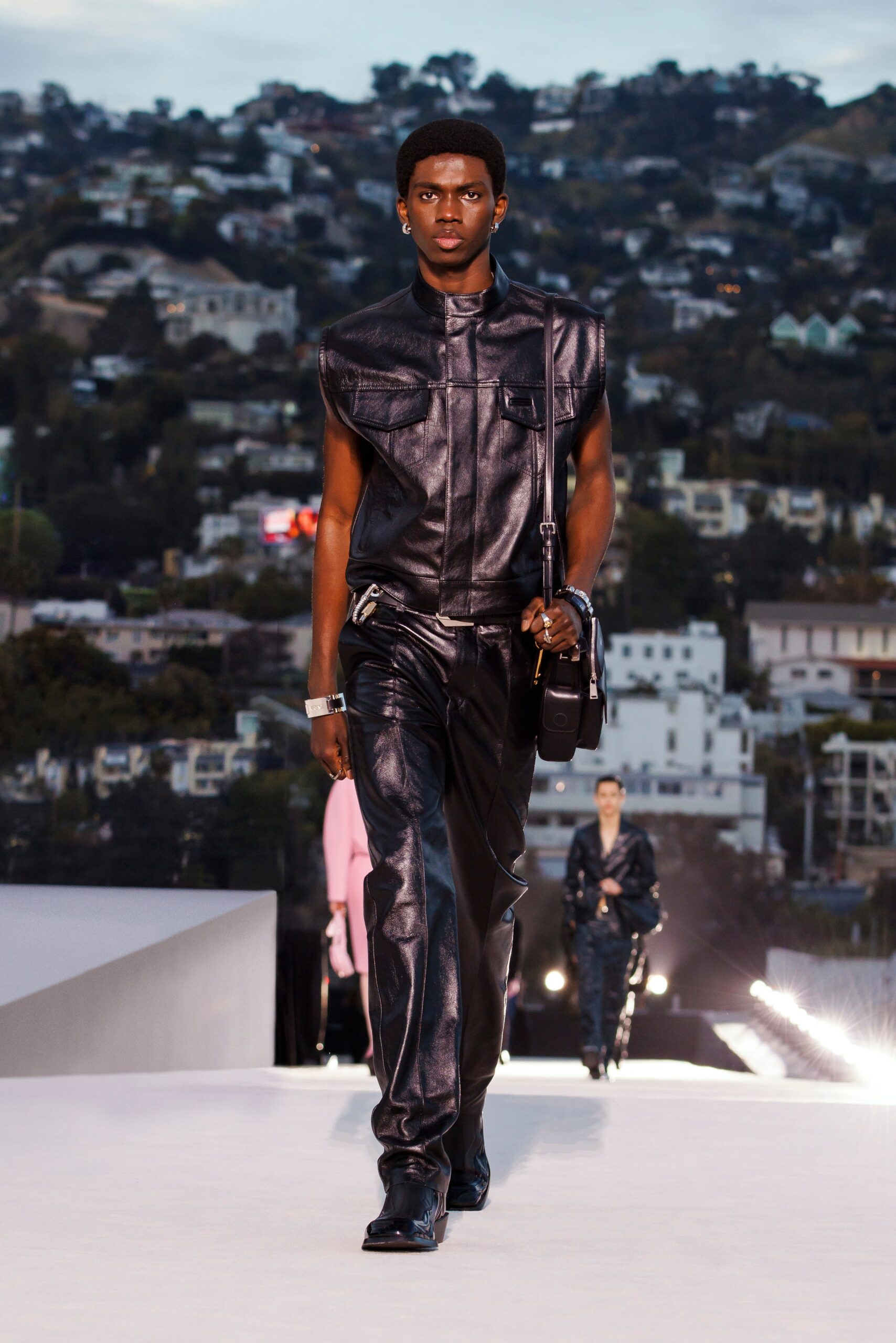 Versace F/W 23 Look 33