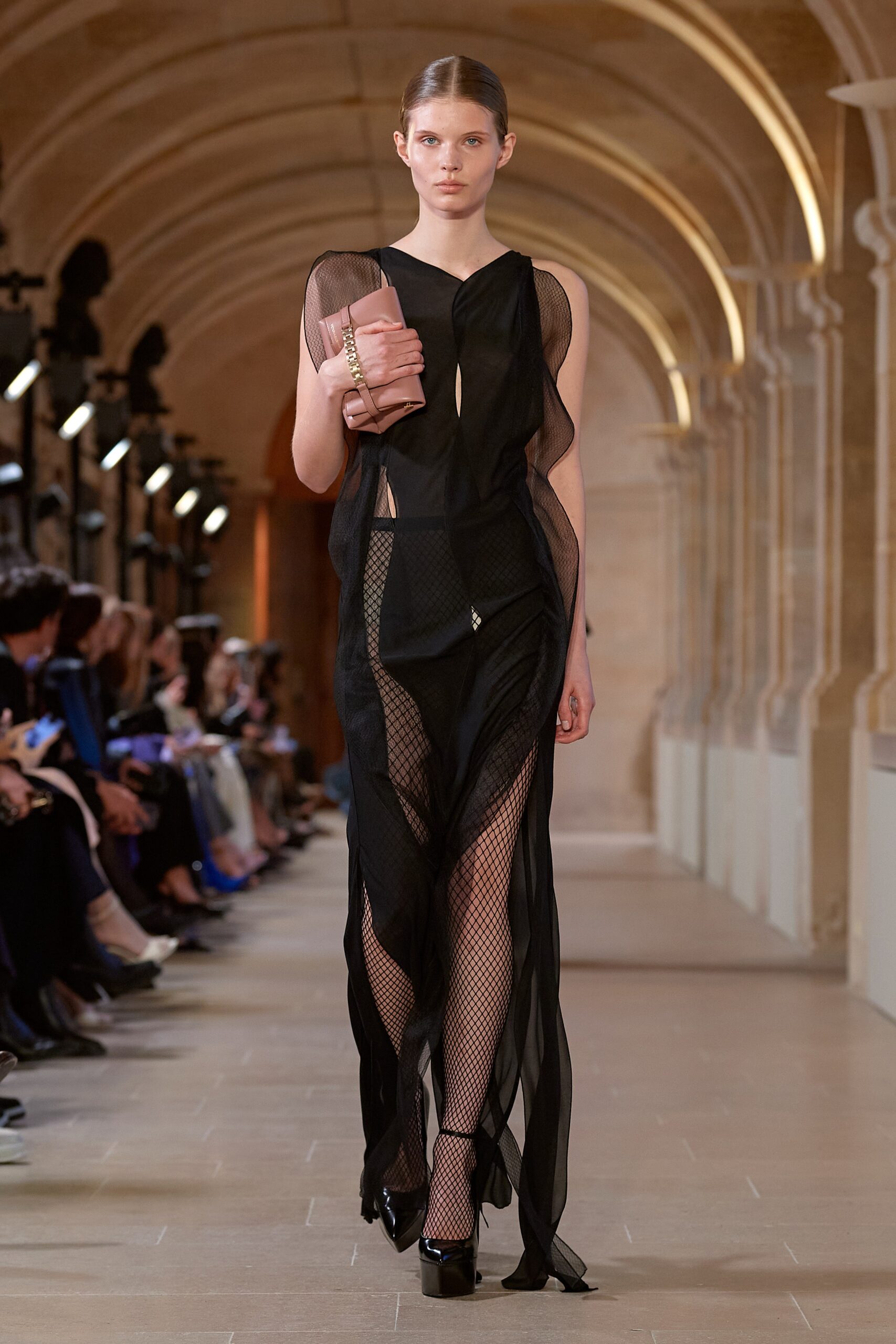 Victoria Beckham F/W 23 Look 33