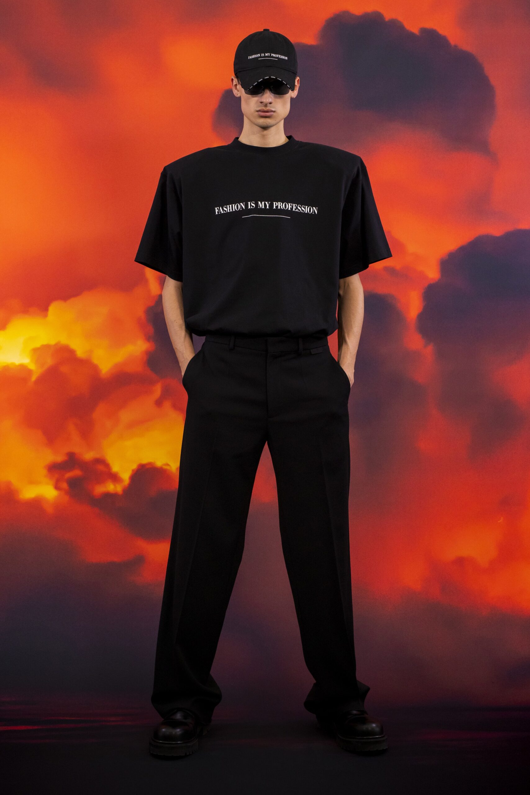 Vetements F/W 21 Menswear Look 34