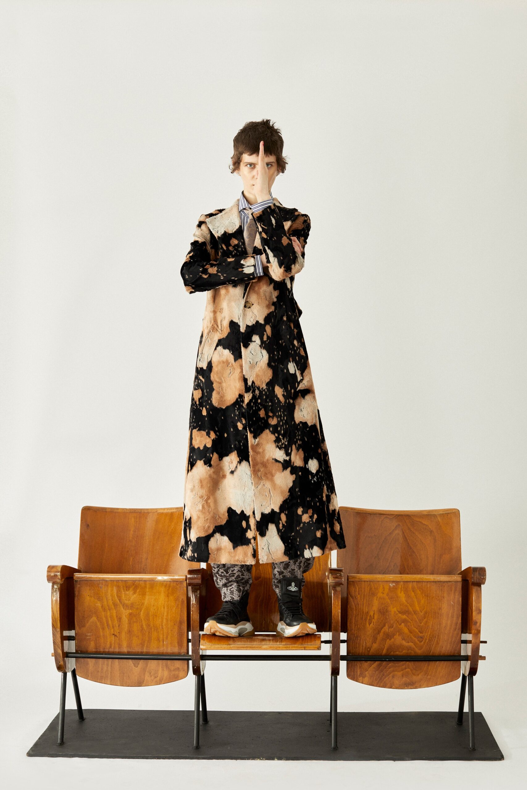 Vivienne Westwood F/W 20 Look 34