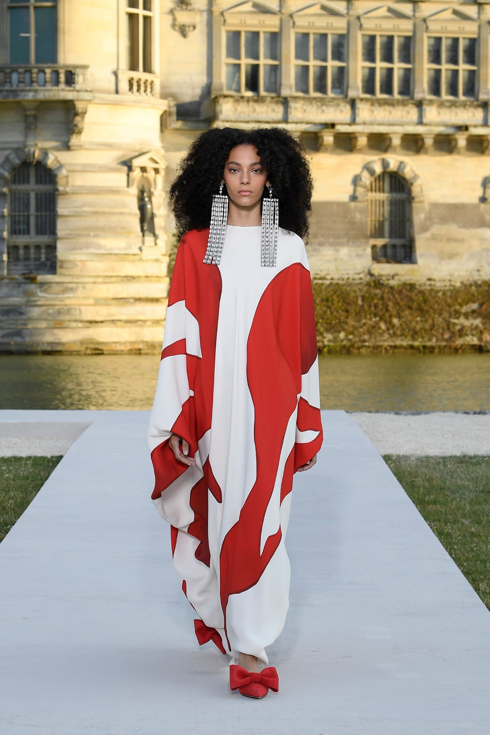 Valentino F/W 23 Couture Look 34