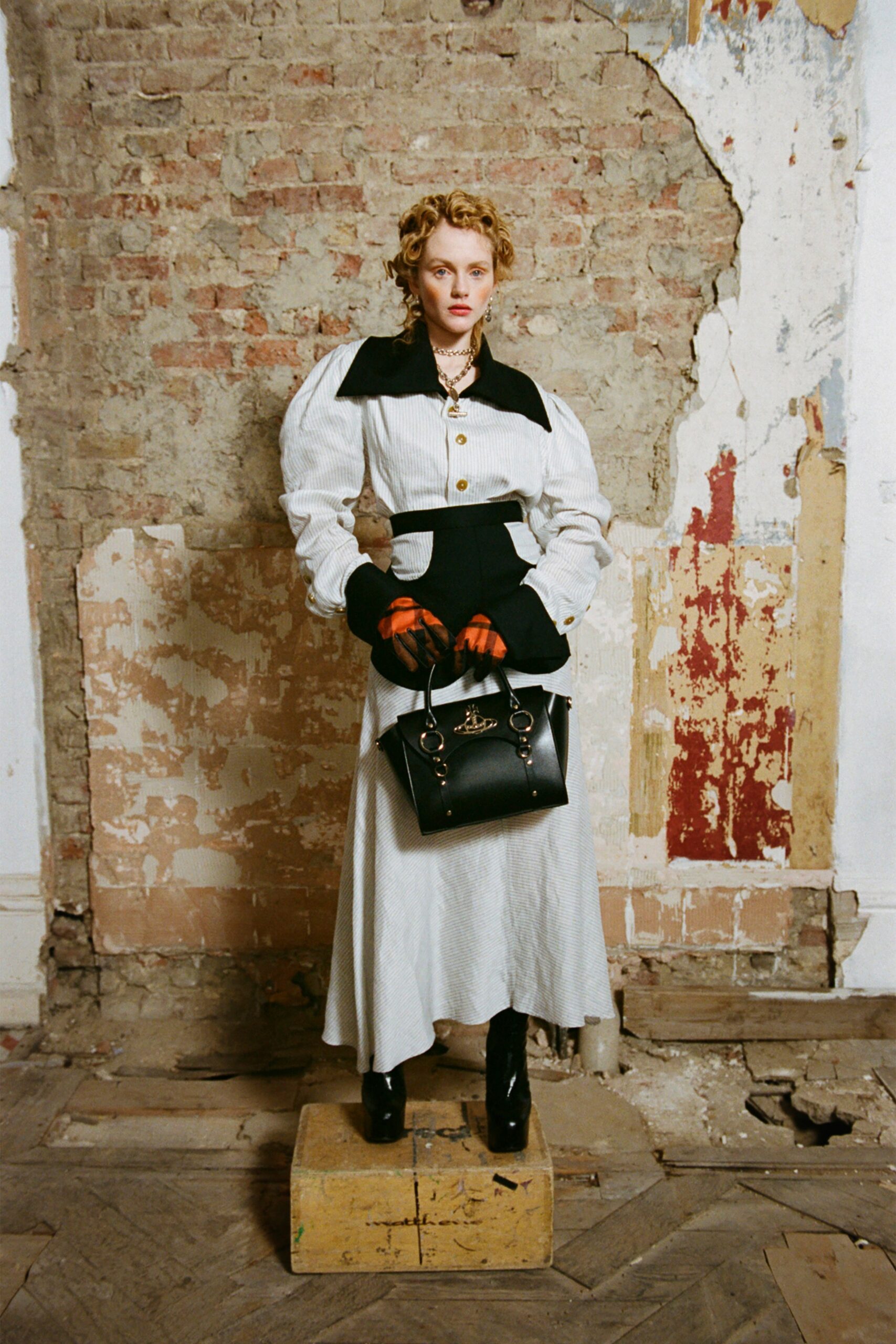 Vivienne Westwood F/W 21 Look 36