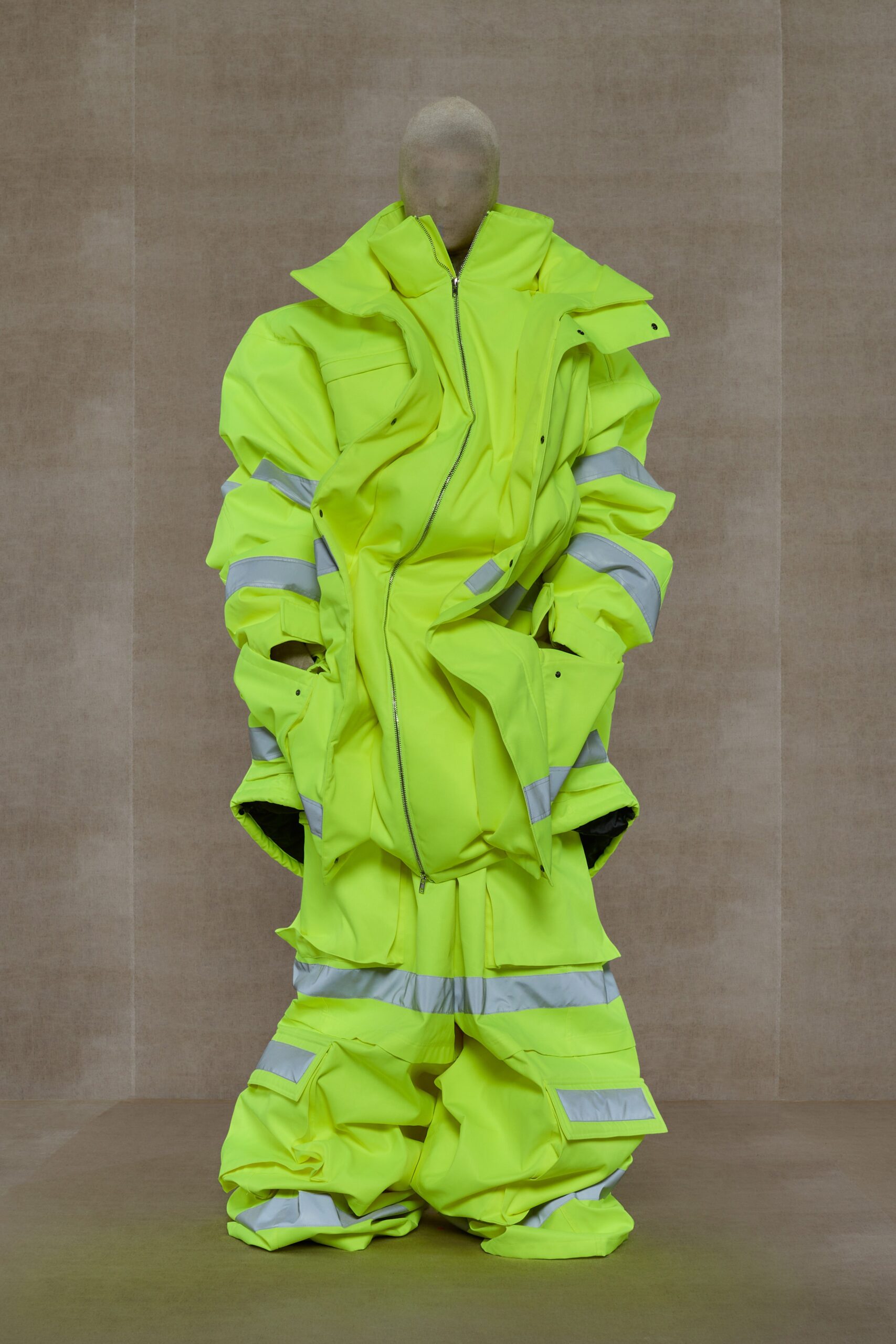 Vetements S/S 24 Menswear Look 57