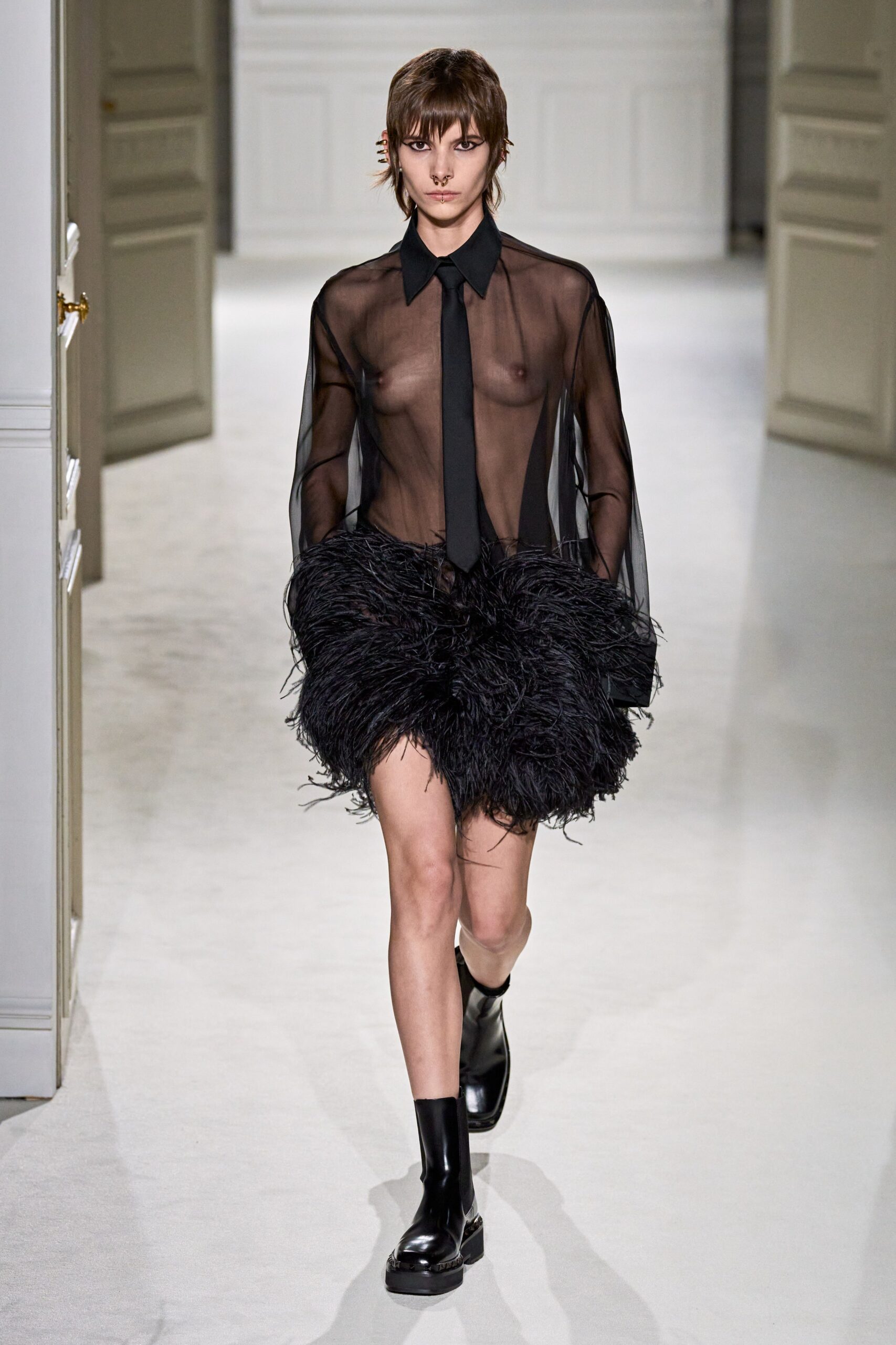 Valentino F/W 23 Look 38