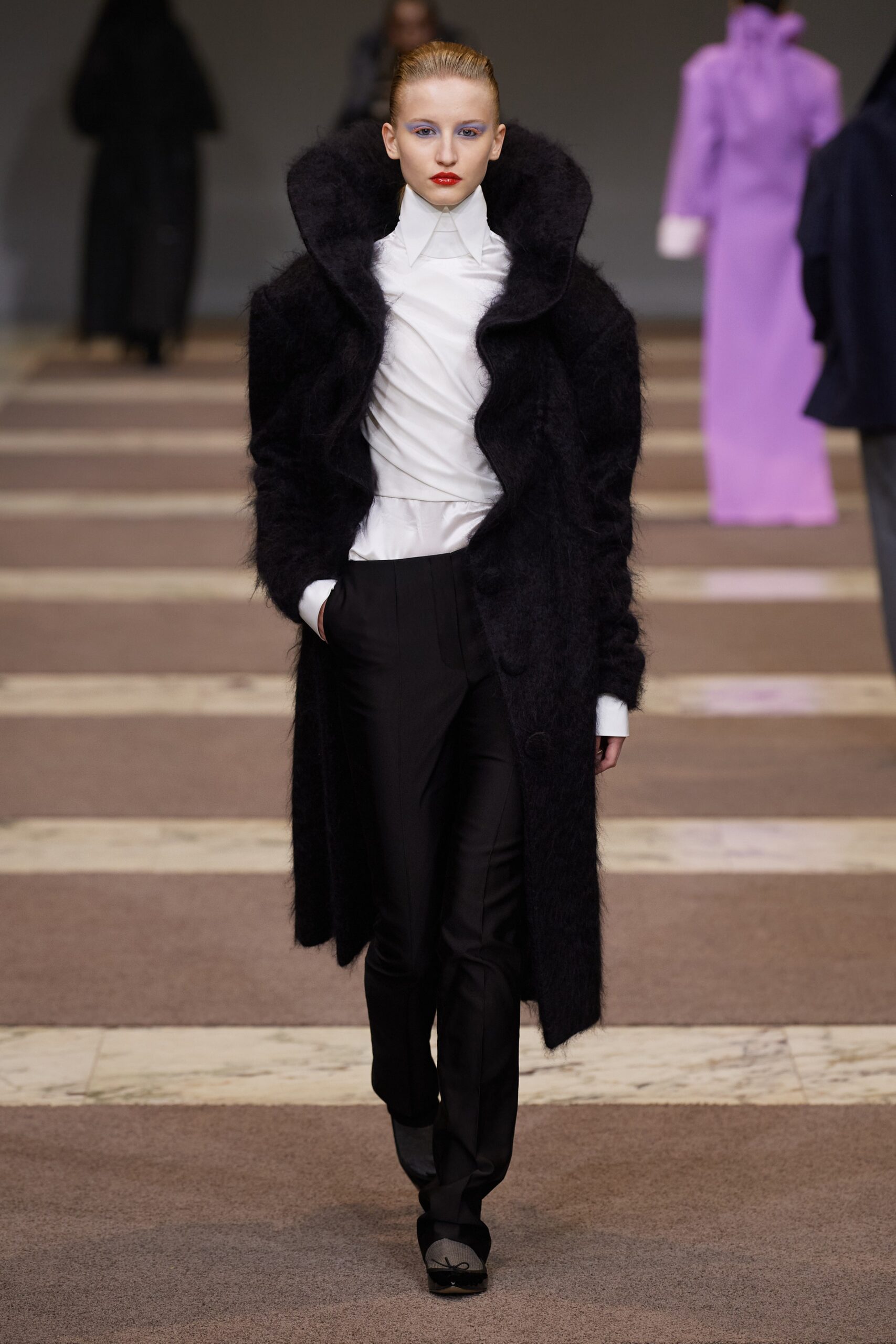 Viktor & Rolf F/W 22 Couture Look 38