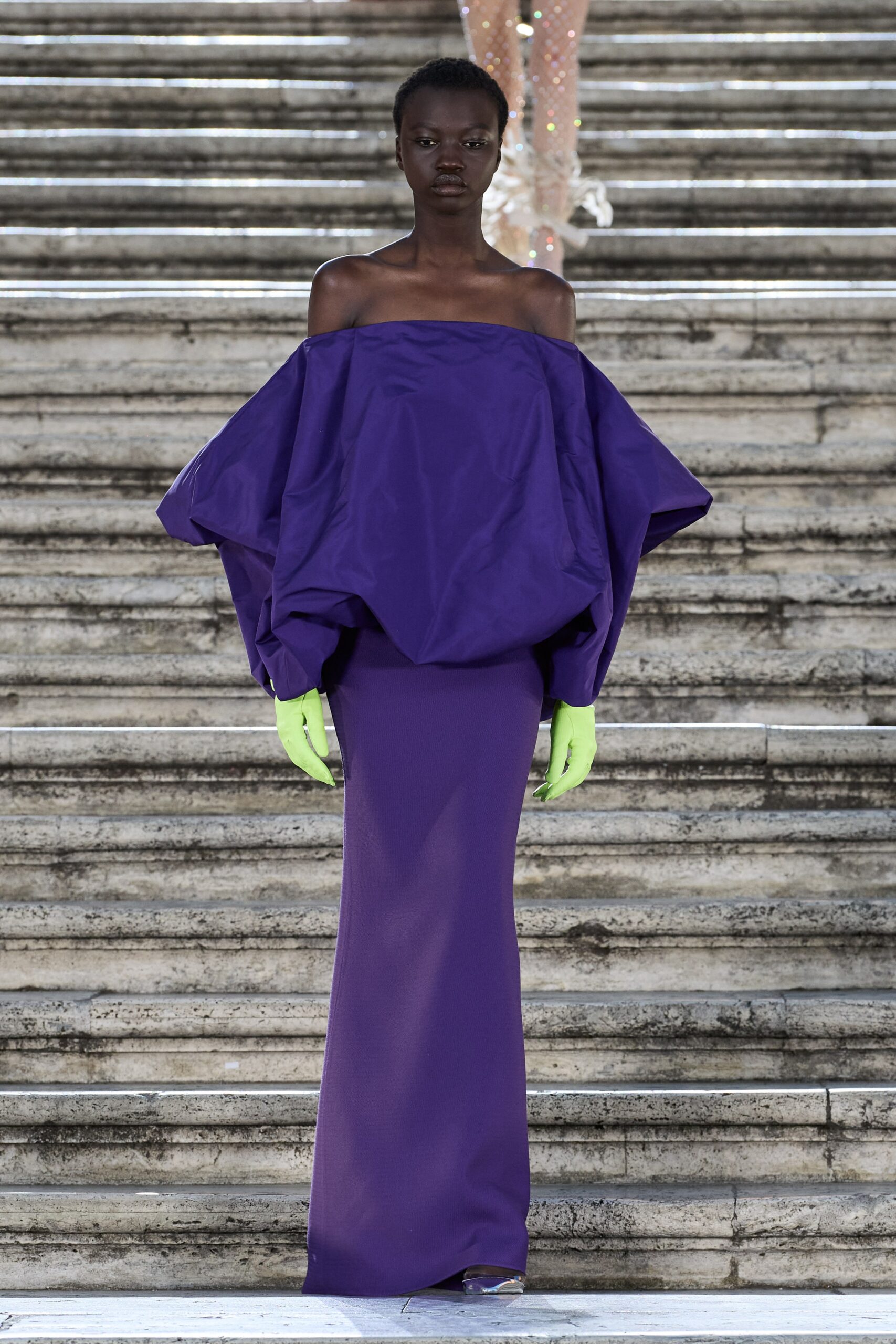 Valentino F/W 22 Couture Look 39