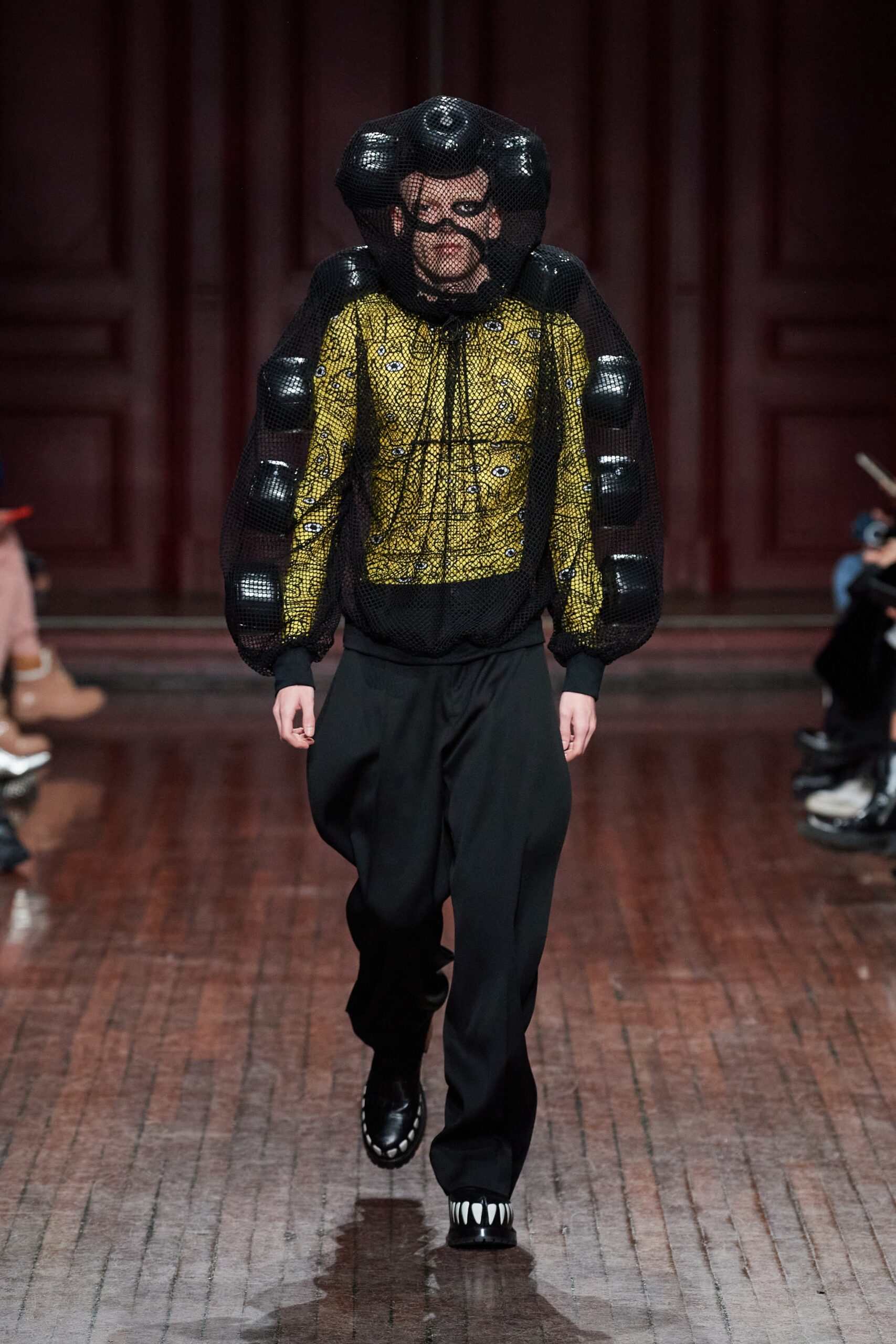 Walter Van Beirendonck F/W 23 Menswear Look 39