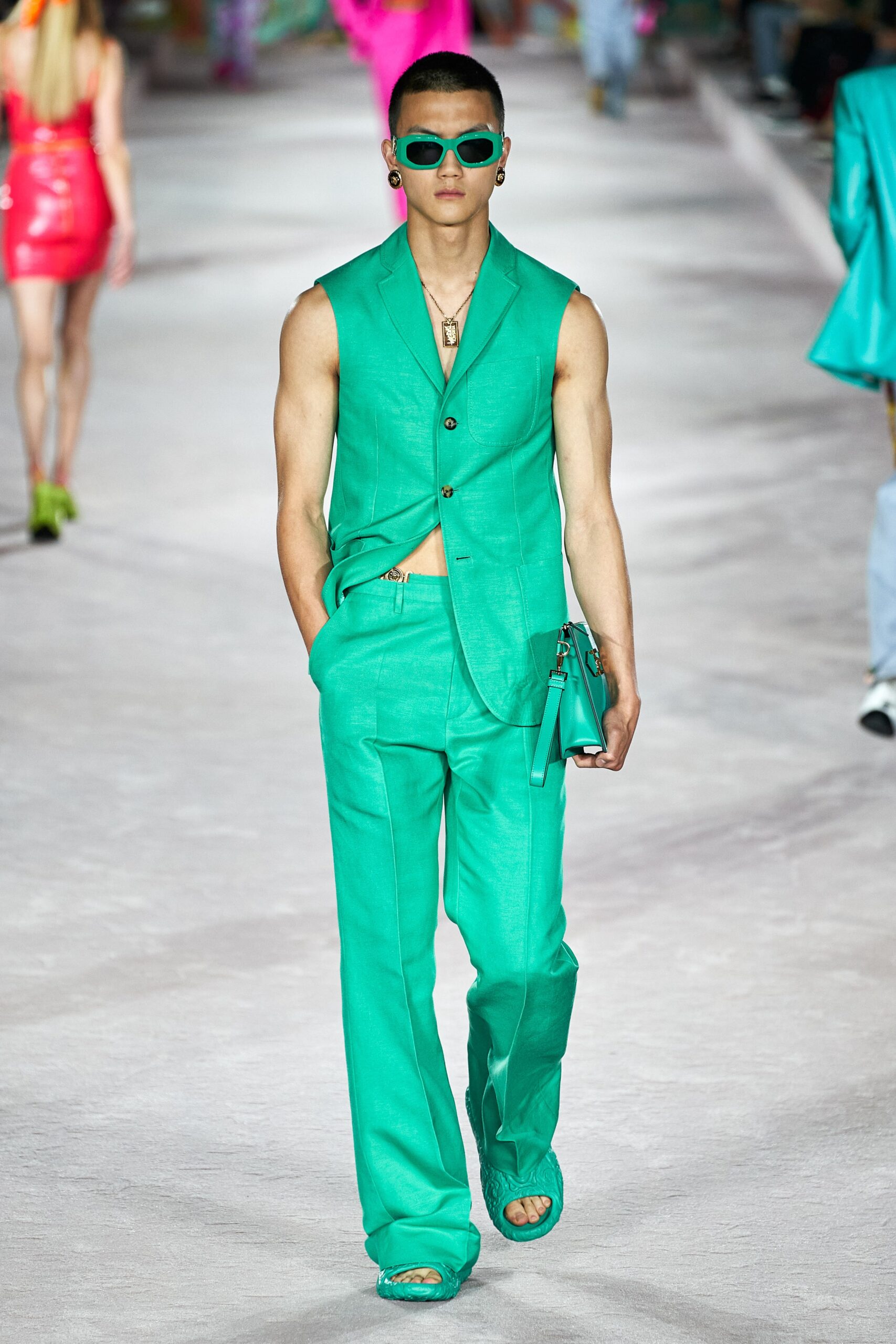 Versace S/S 22 Look 40