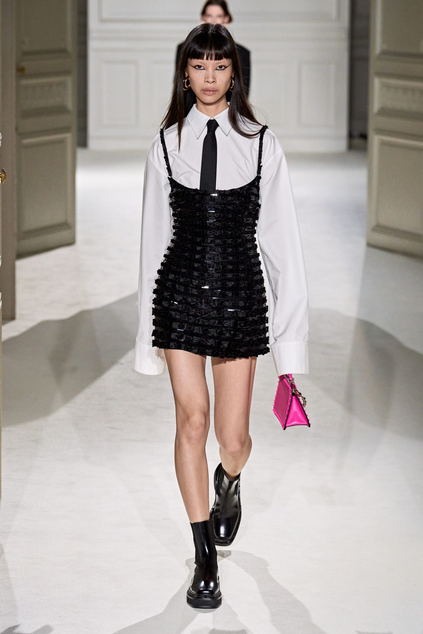 Valentino F/W 23 Look 40