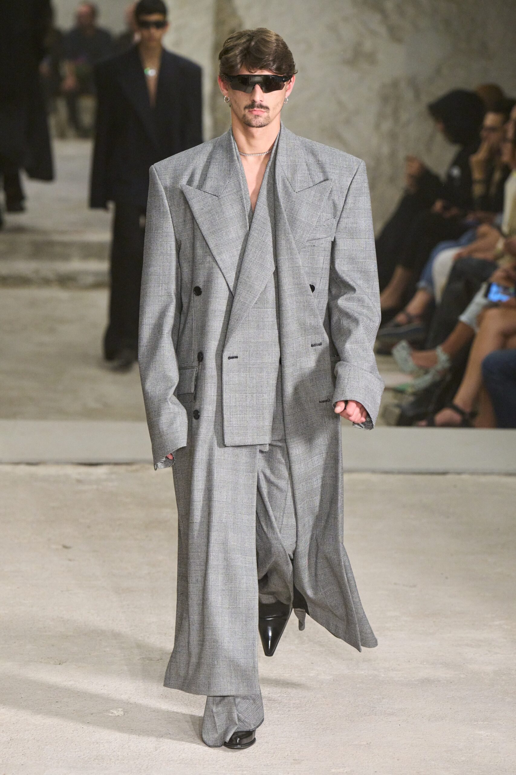 Vetements S/S 23 Menswear Look 40