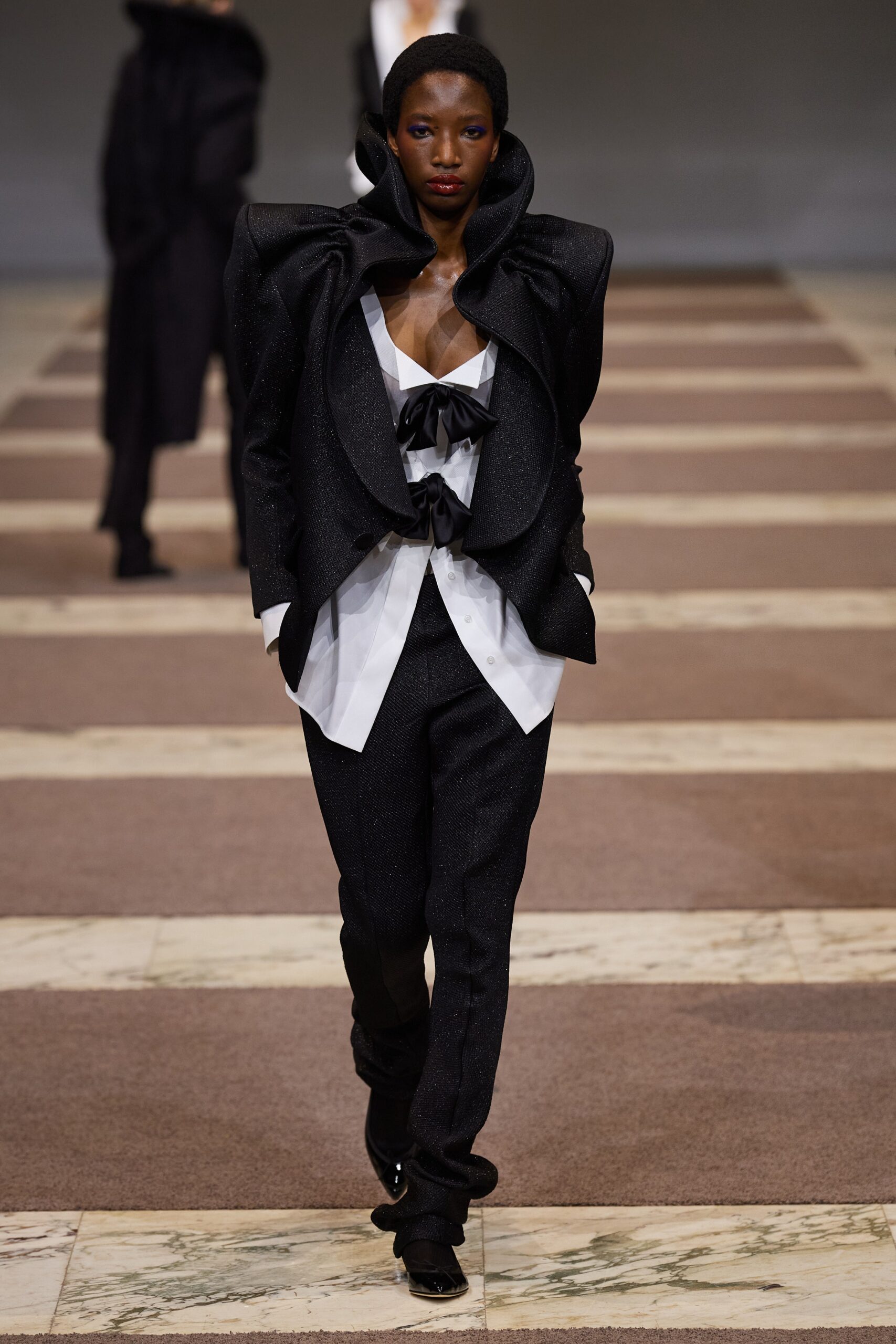 Viktor & Rolf F/W 22 Couture Look 40
