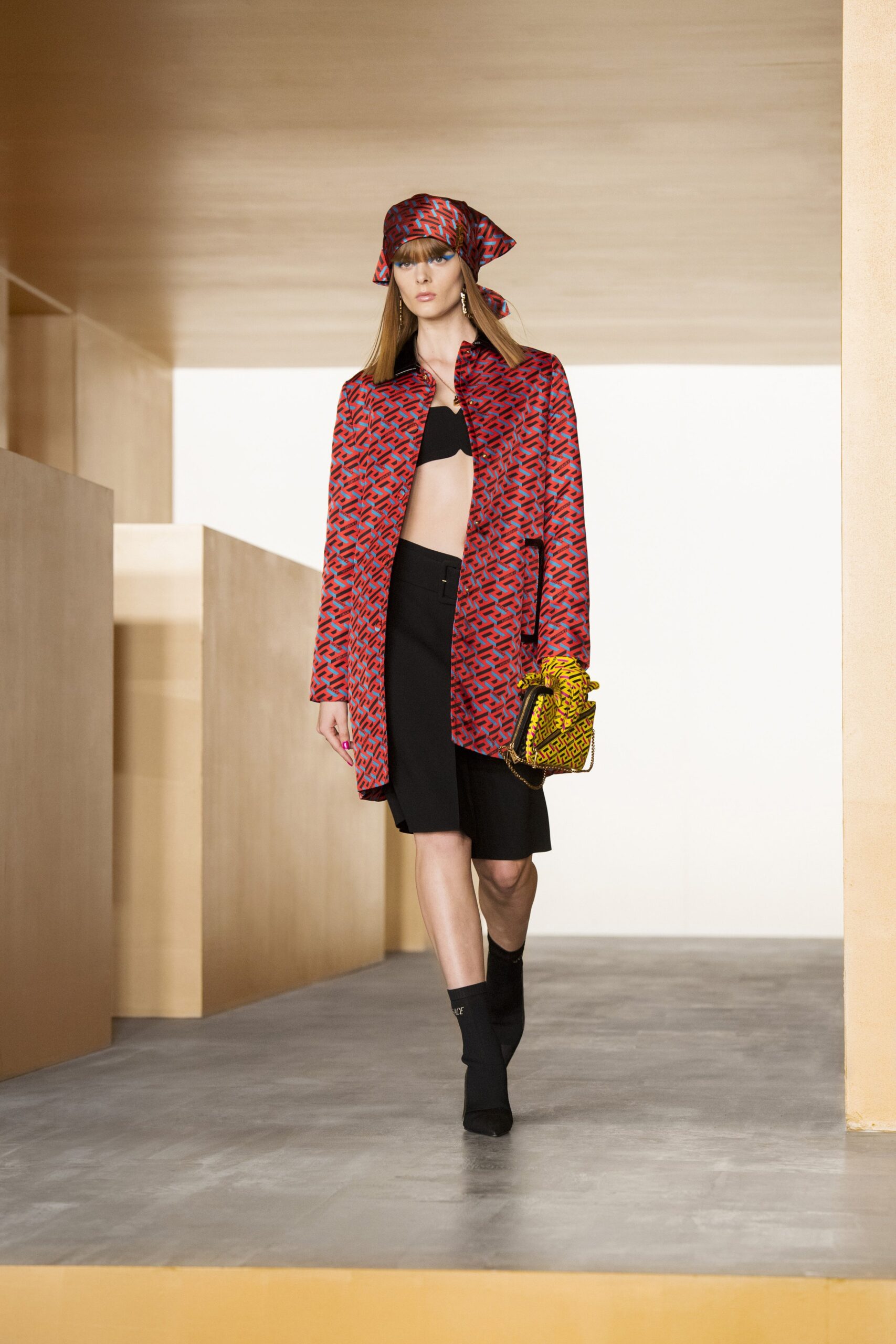 Versace F/W 21 Look 41