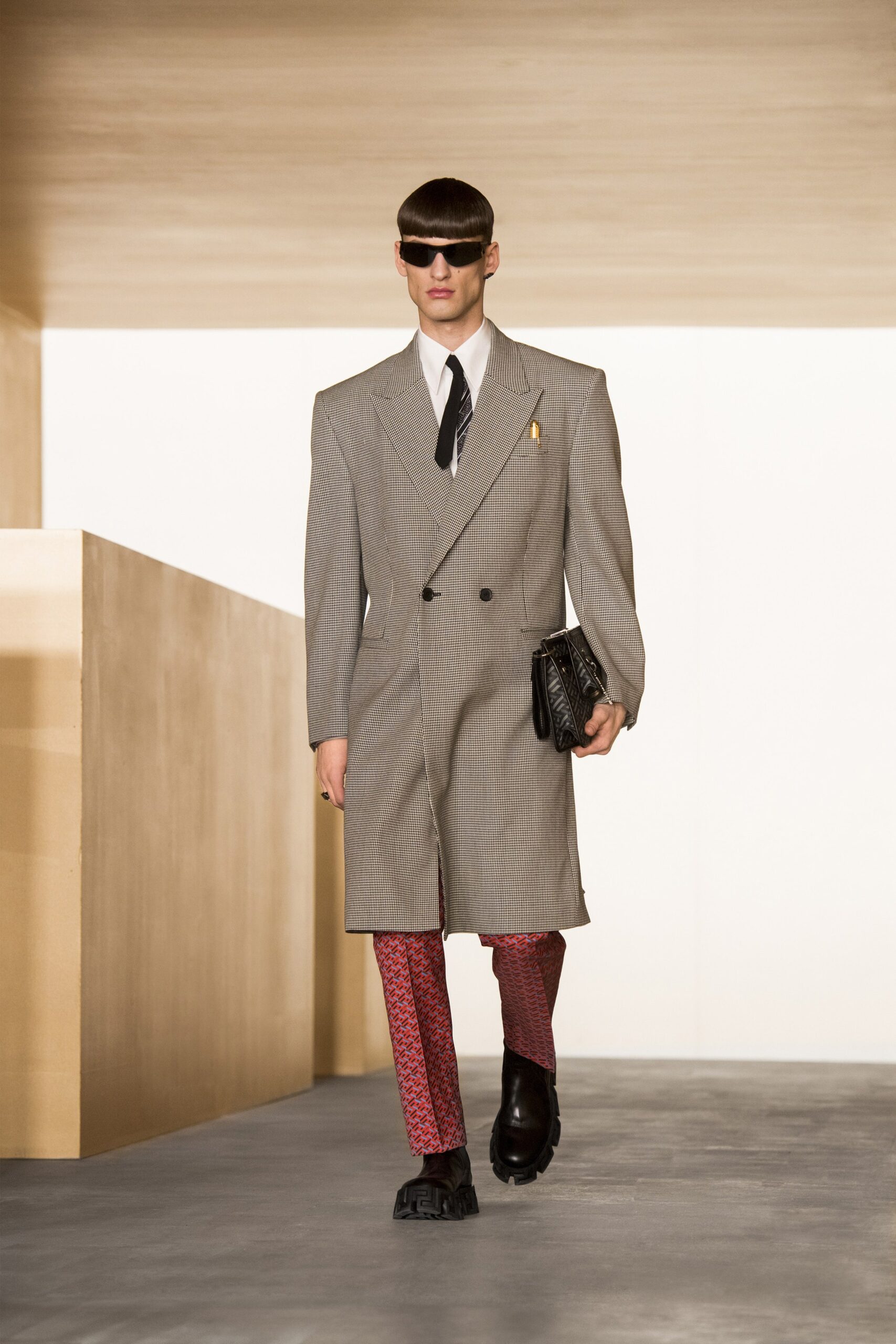 Versace F/W 21 Look 42