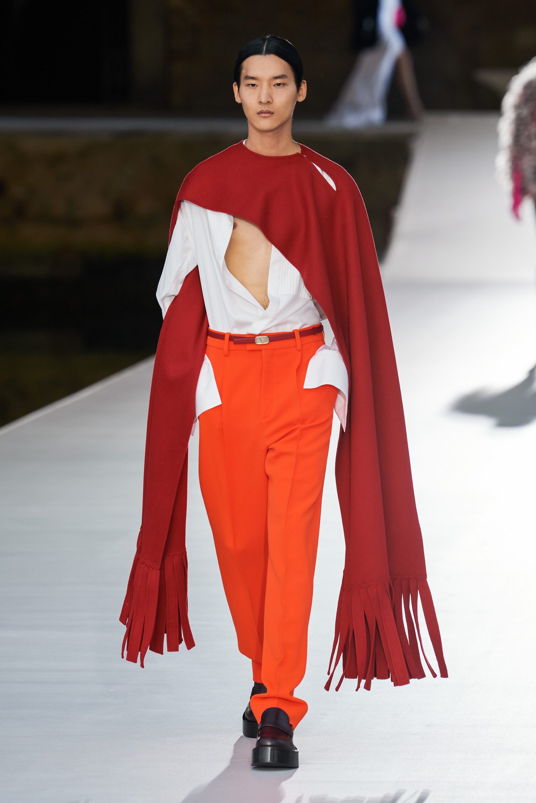 Valentino F/W 21 Couture Look 43