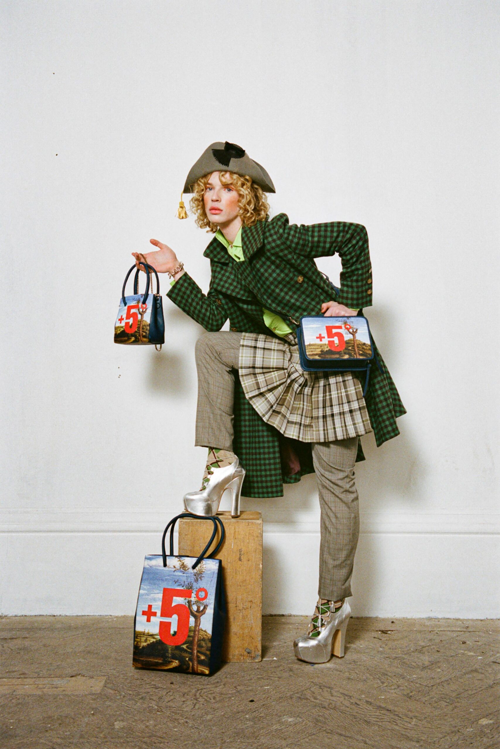 Vivienne Westwood F/W 21 Look 43