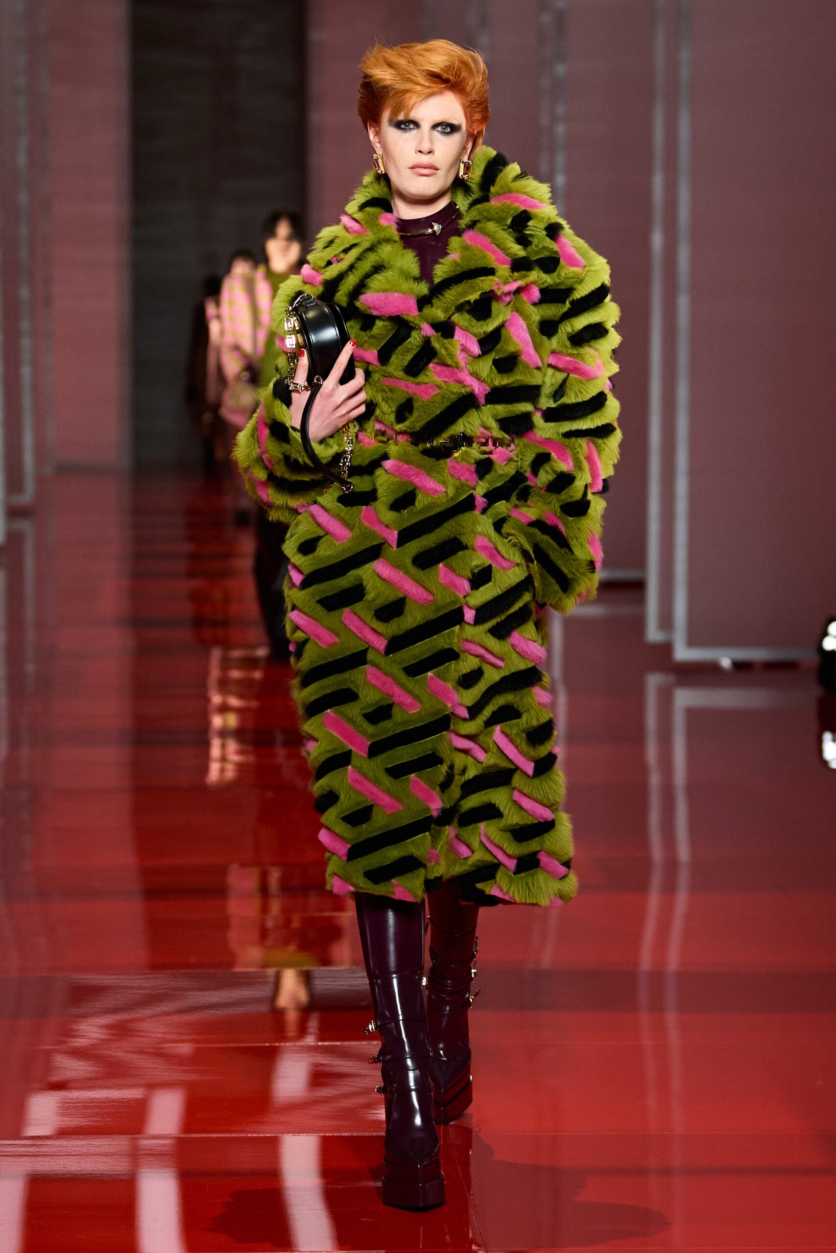 Versace F/W 22 Look 43