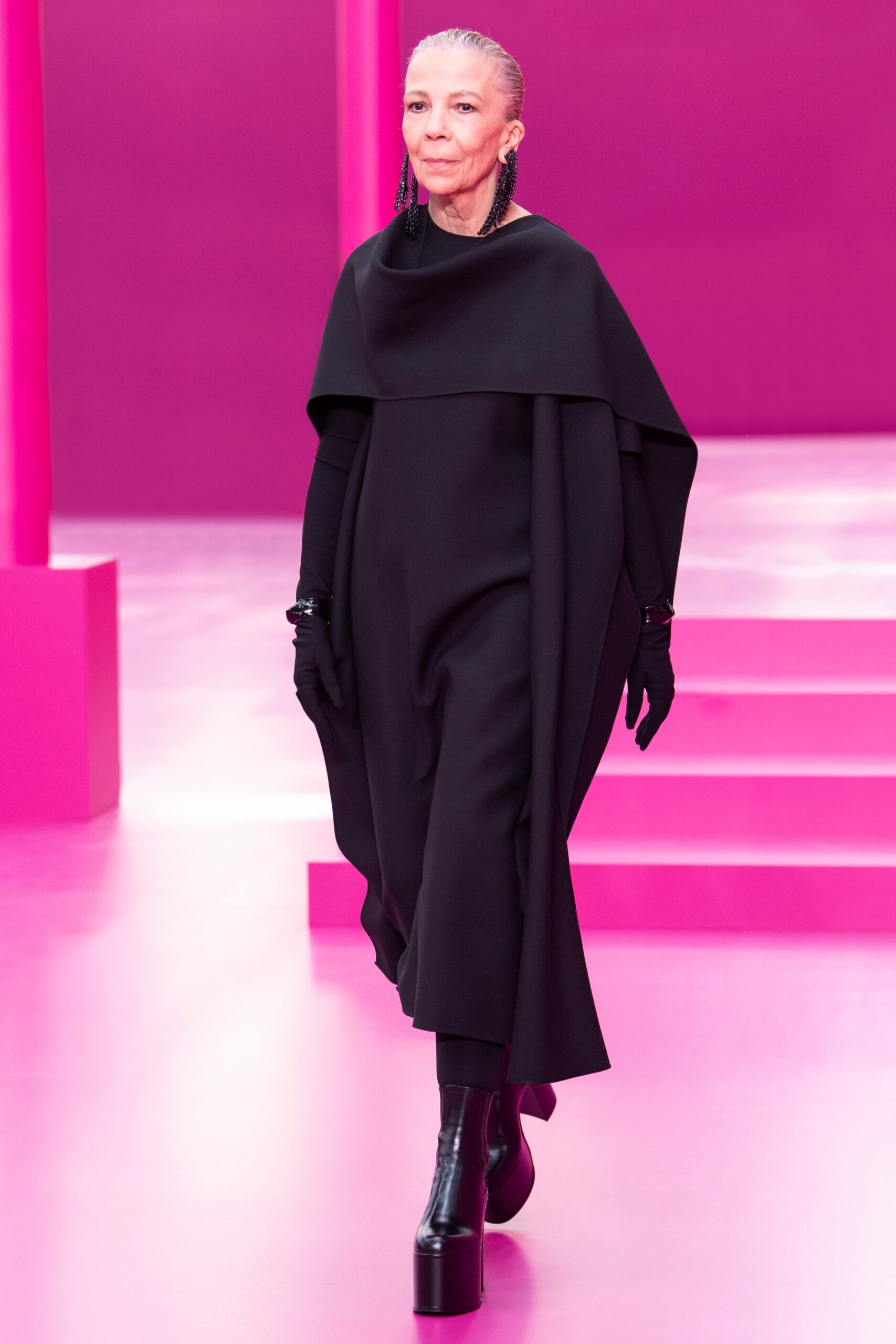 Valentino F/W 22 Look 44