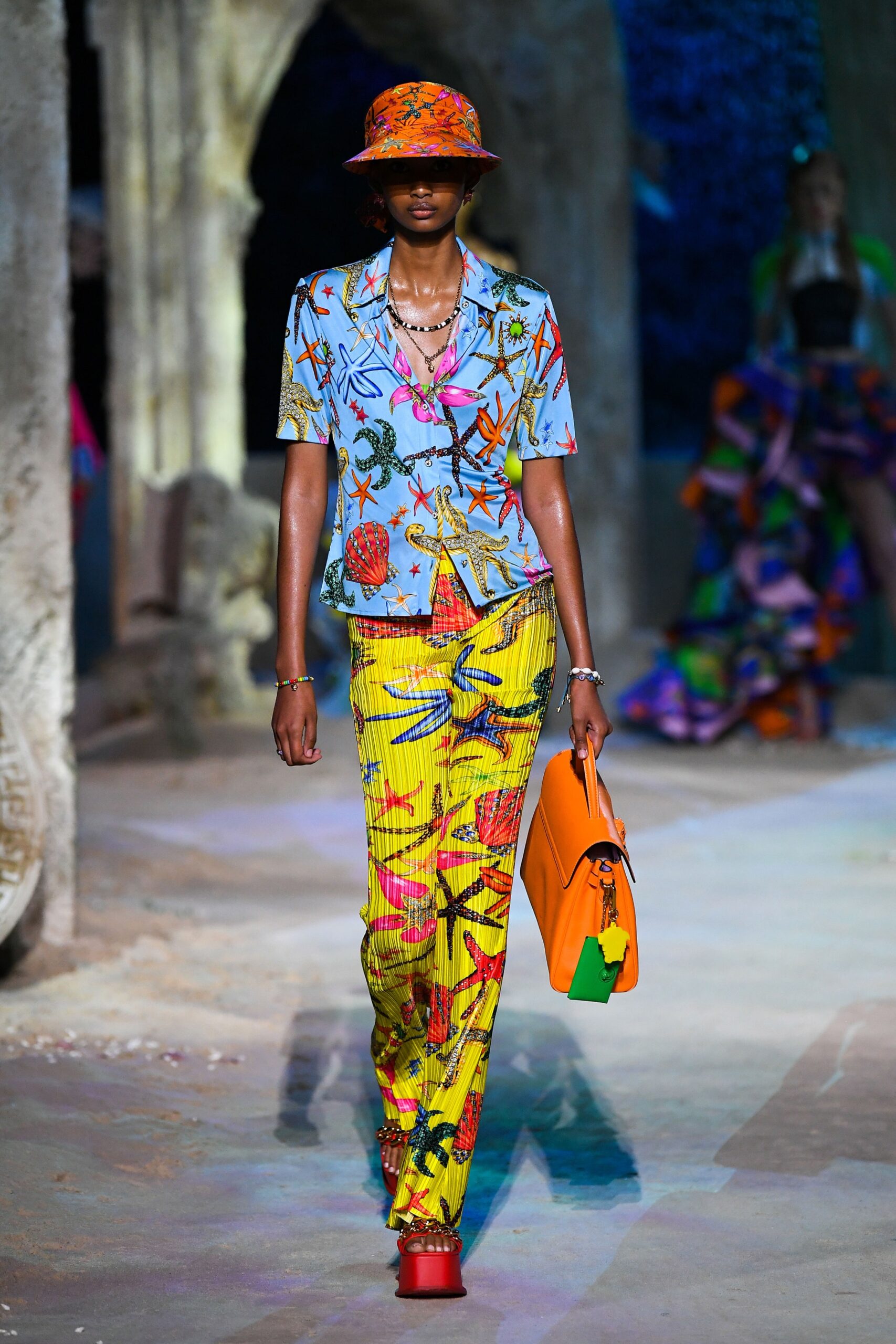 Versace S/S 21 Menswear Look 45