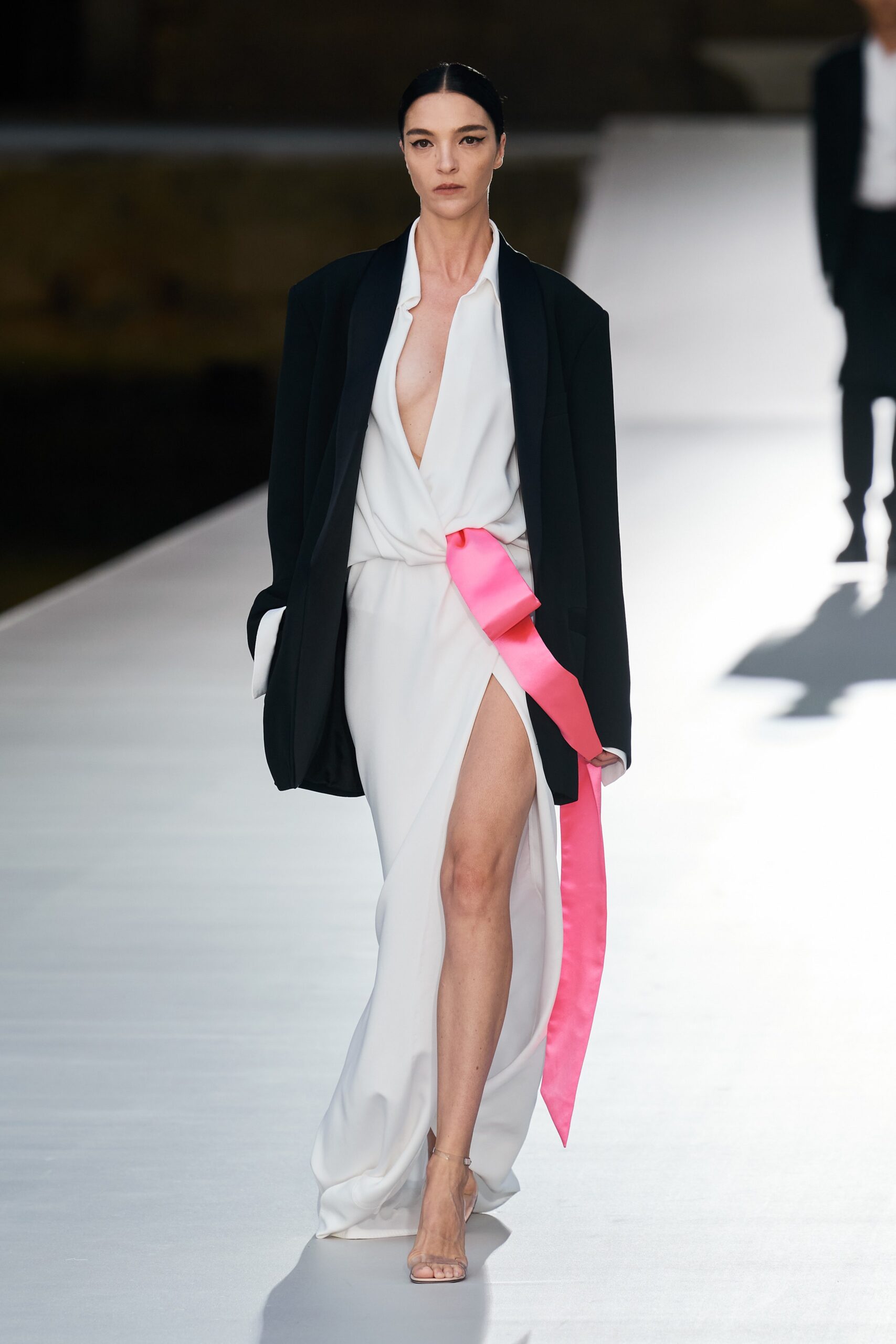 Valentino F/W 21 Couture Look 46