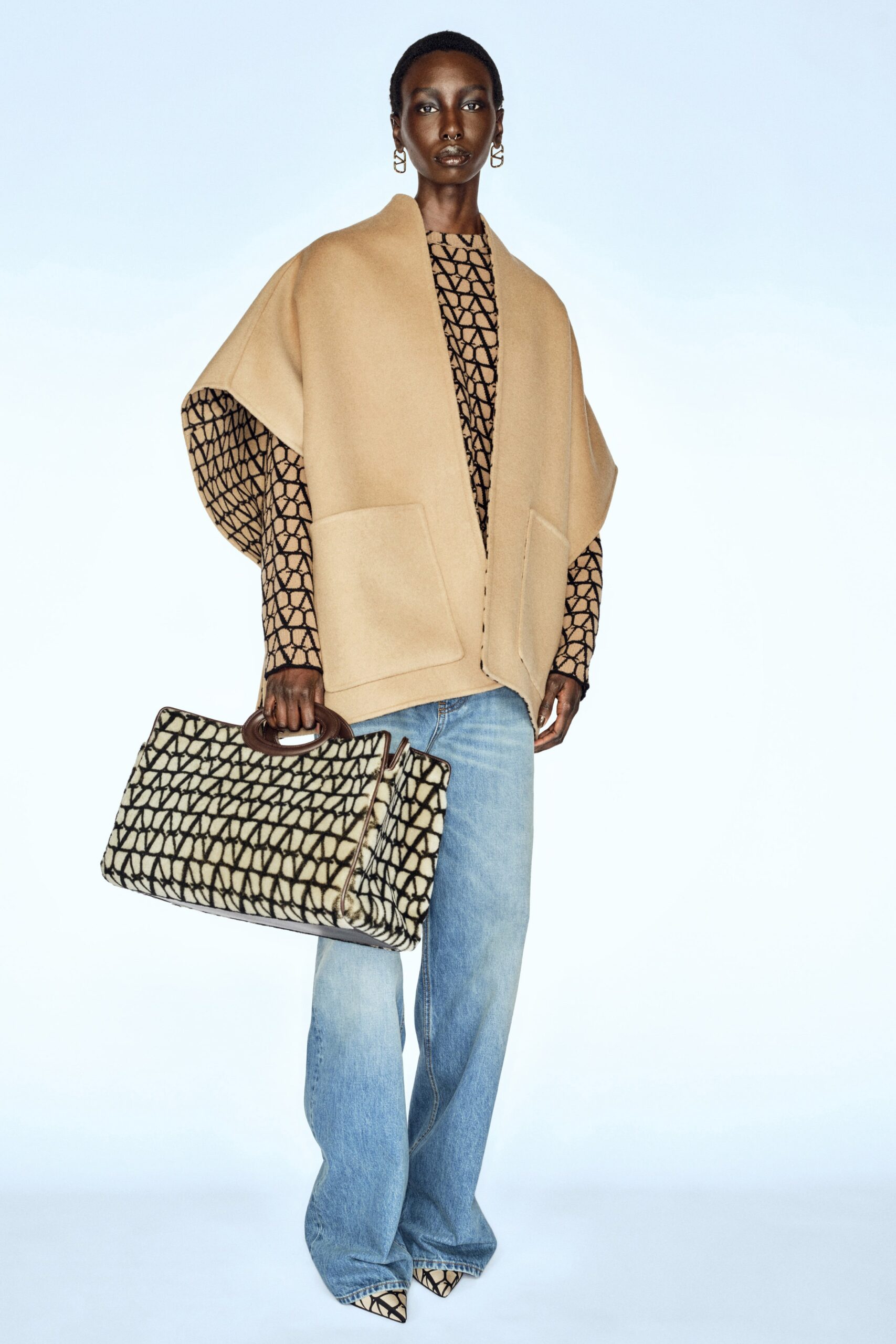 Valentino F/W 23 Look 46
