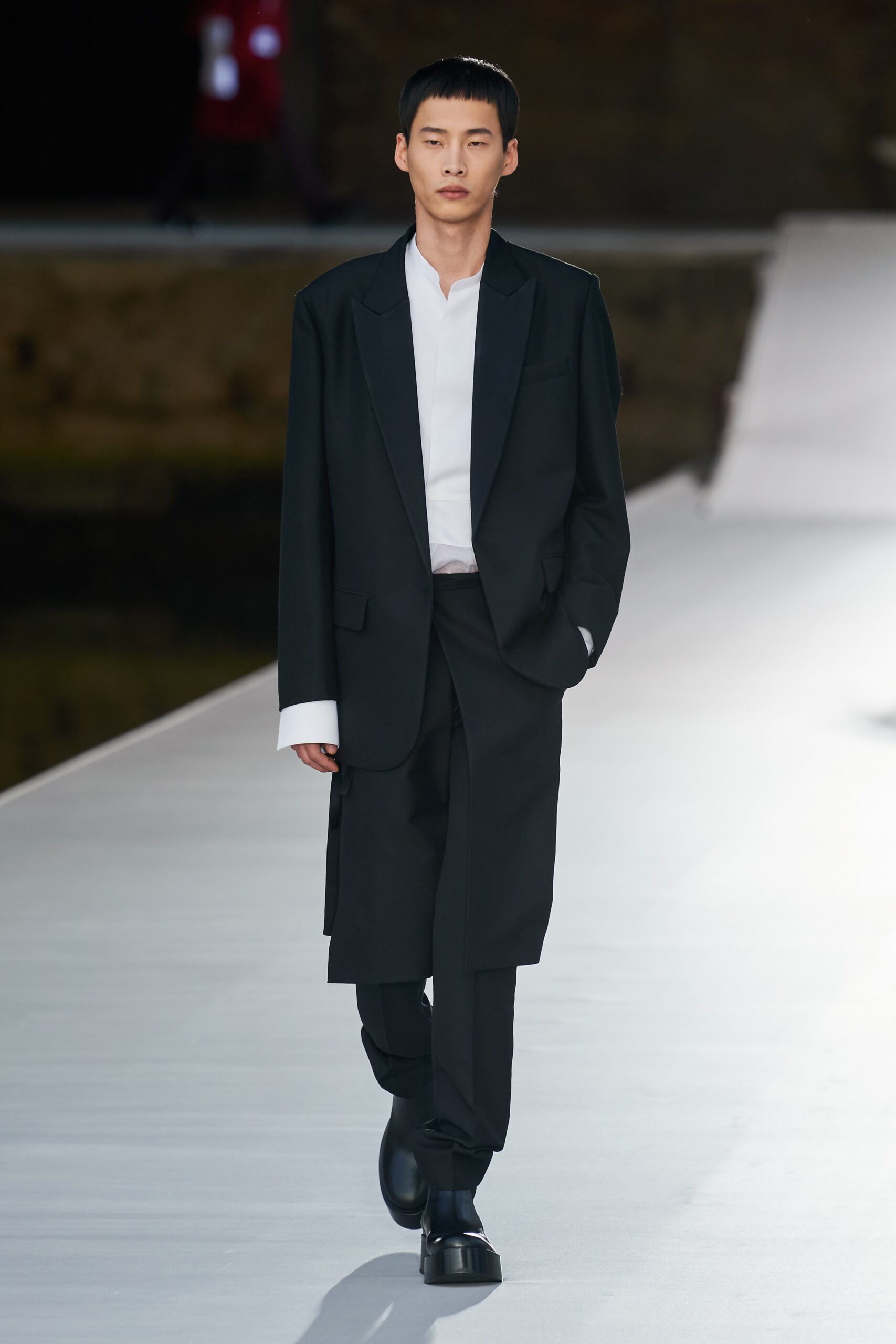 Valentino F/W 21 Couture Look 47