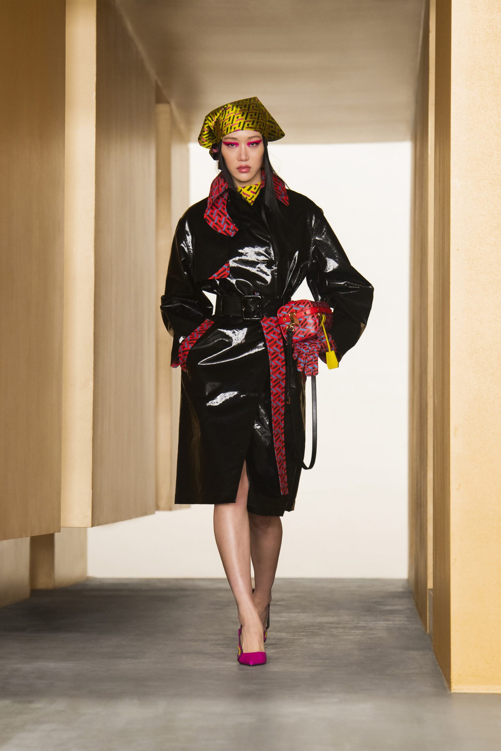 Versace F/W 21 Look 48