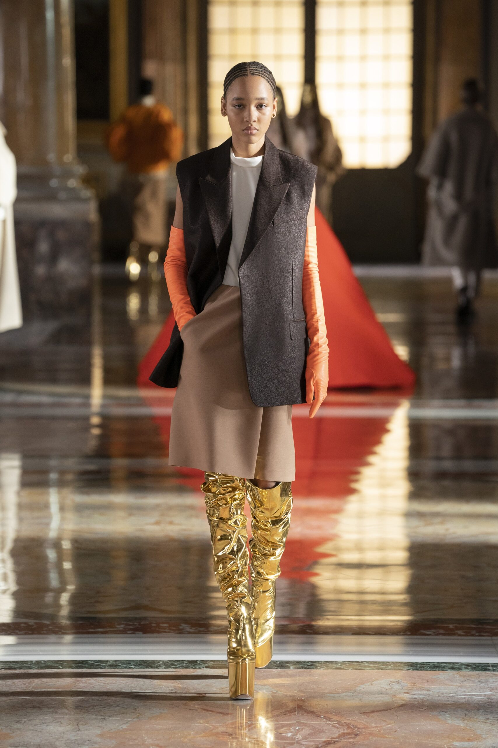 Valentino S/S 21 Couture Look 48