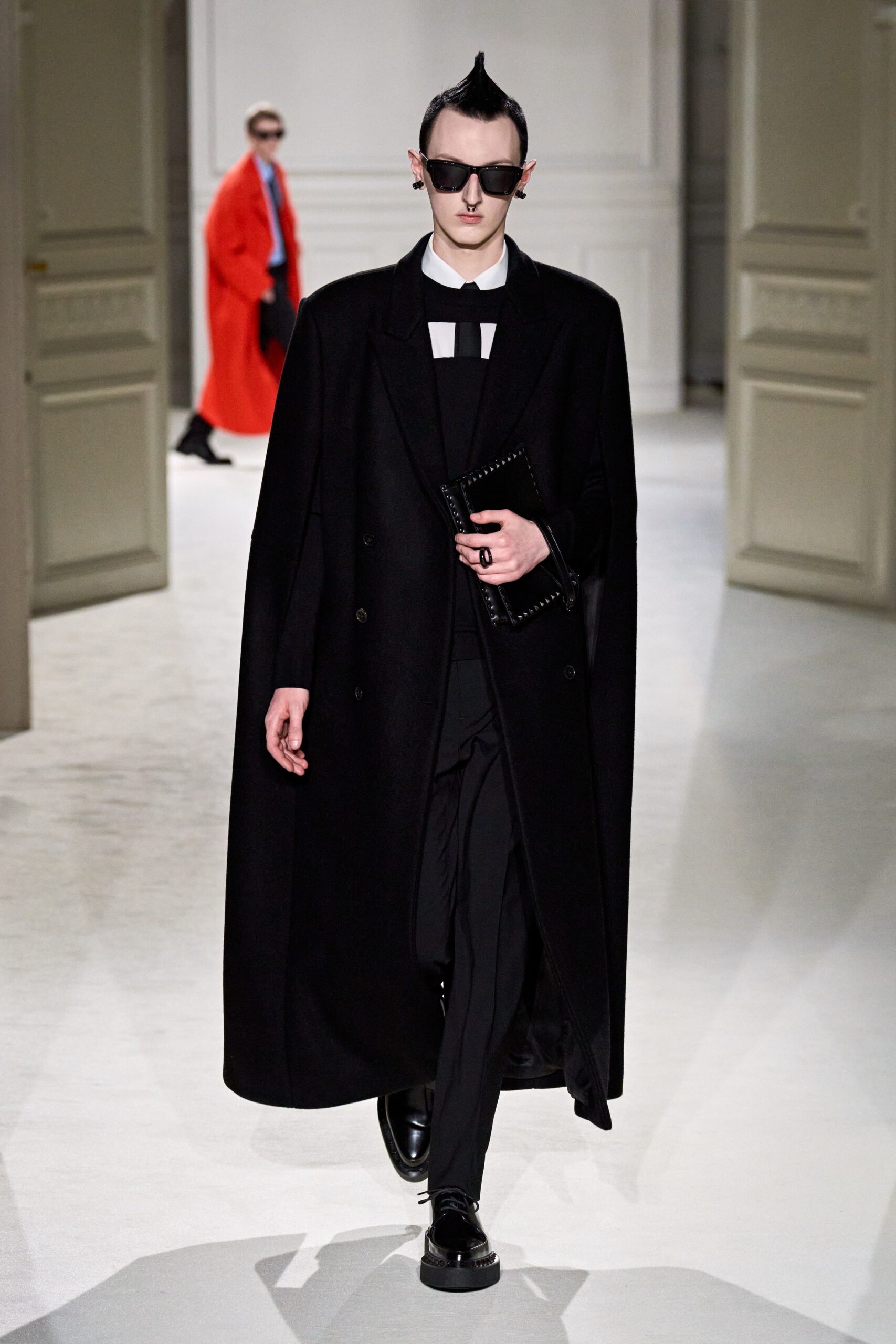 Valentino F/W 23 Look 48
