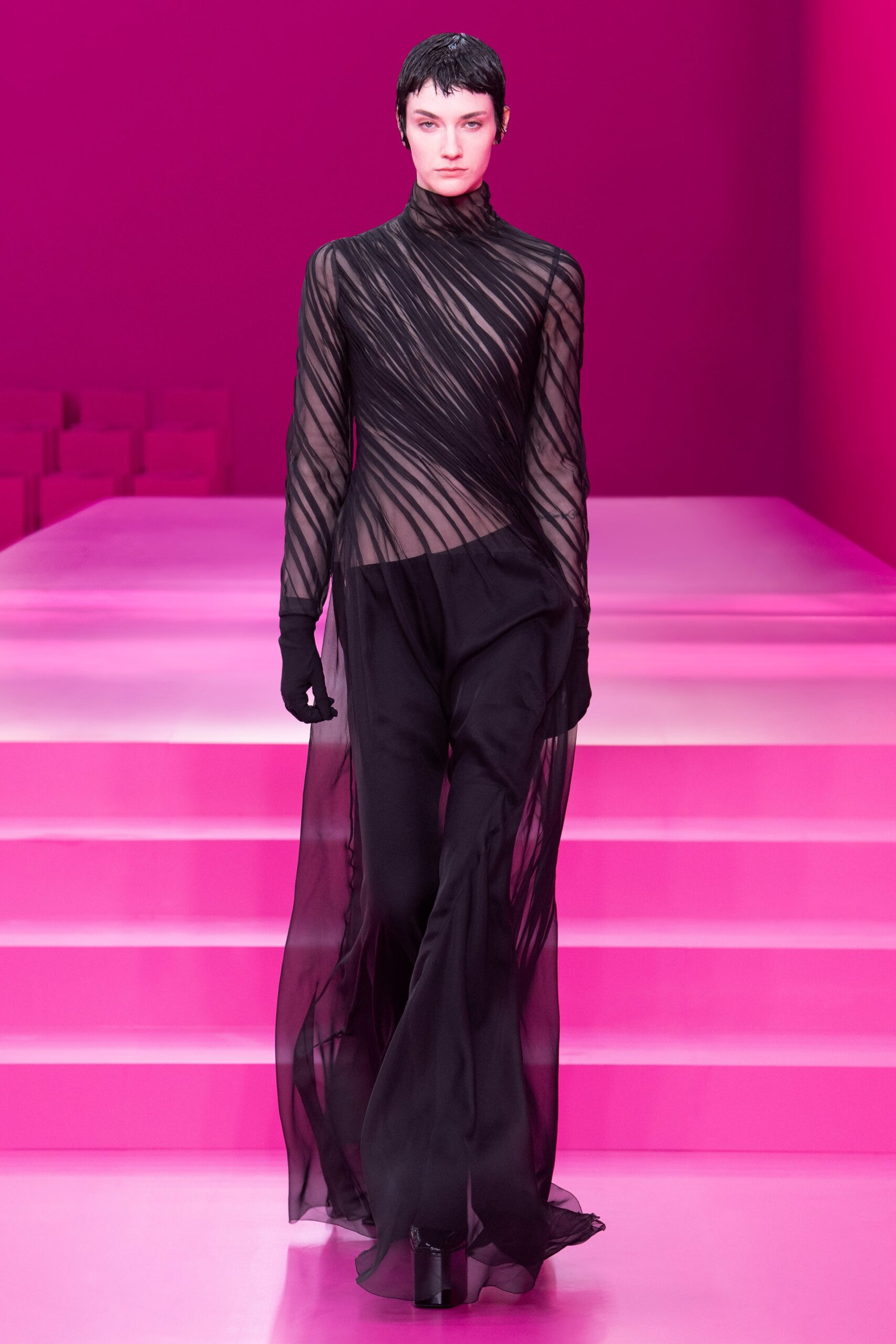 Valentino F/W 22 Look 48