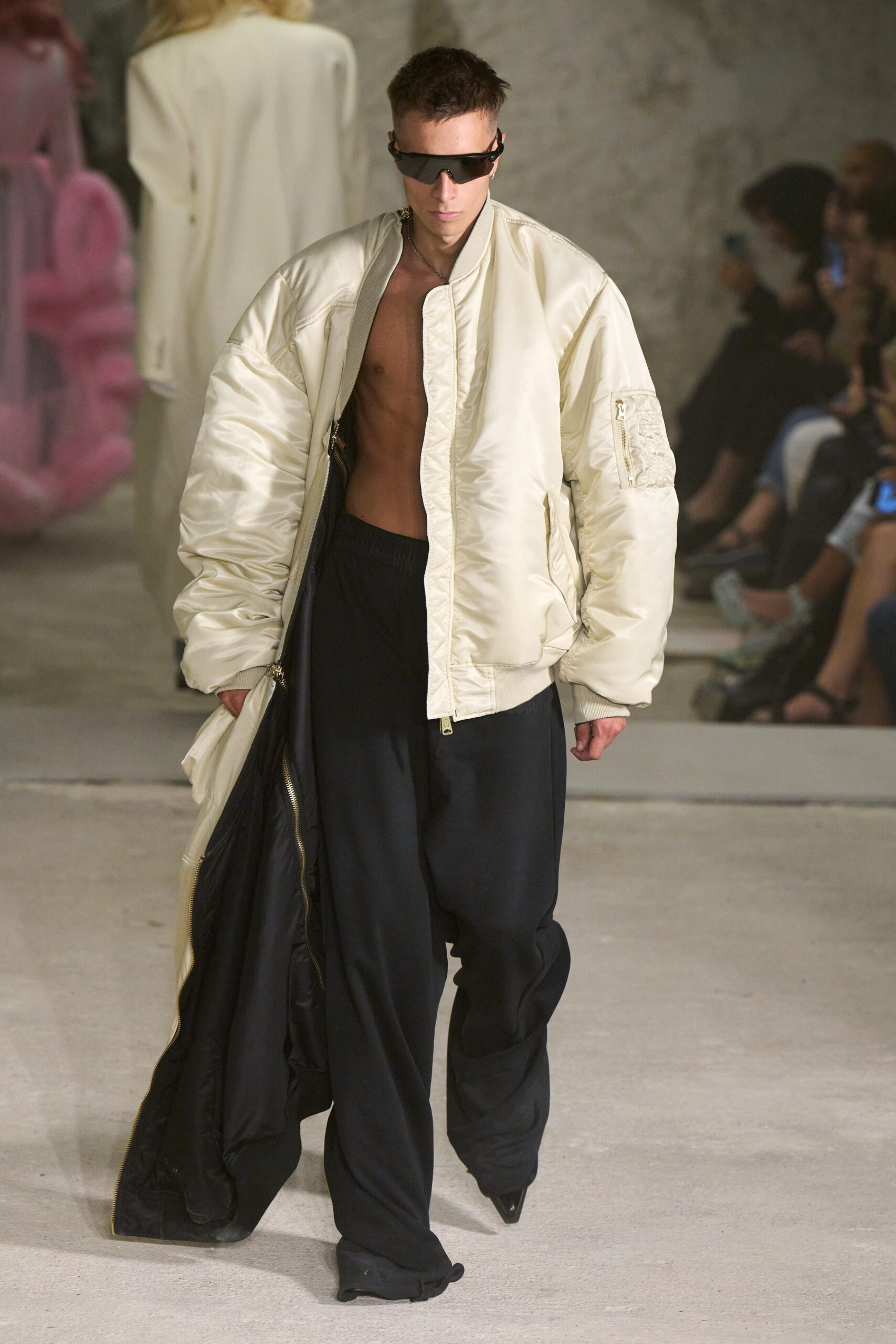 Vetements S/S 23 Menswear Look 48