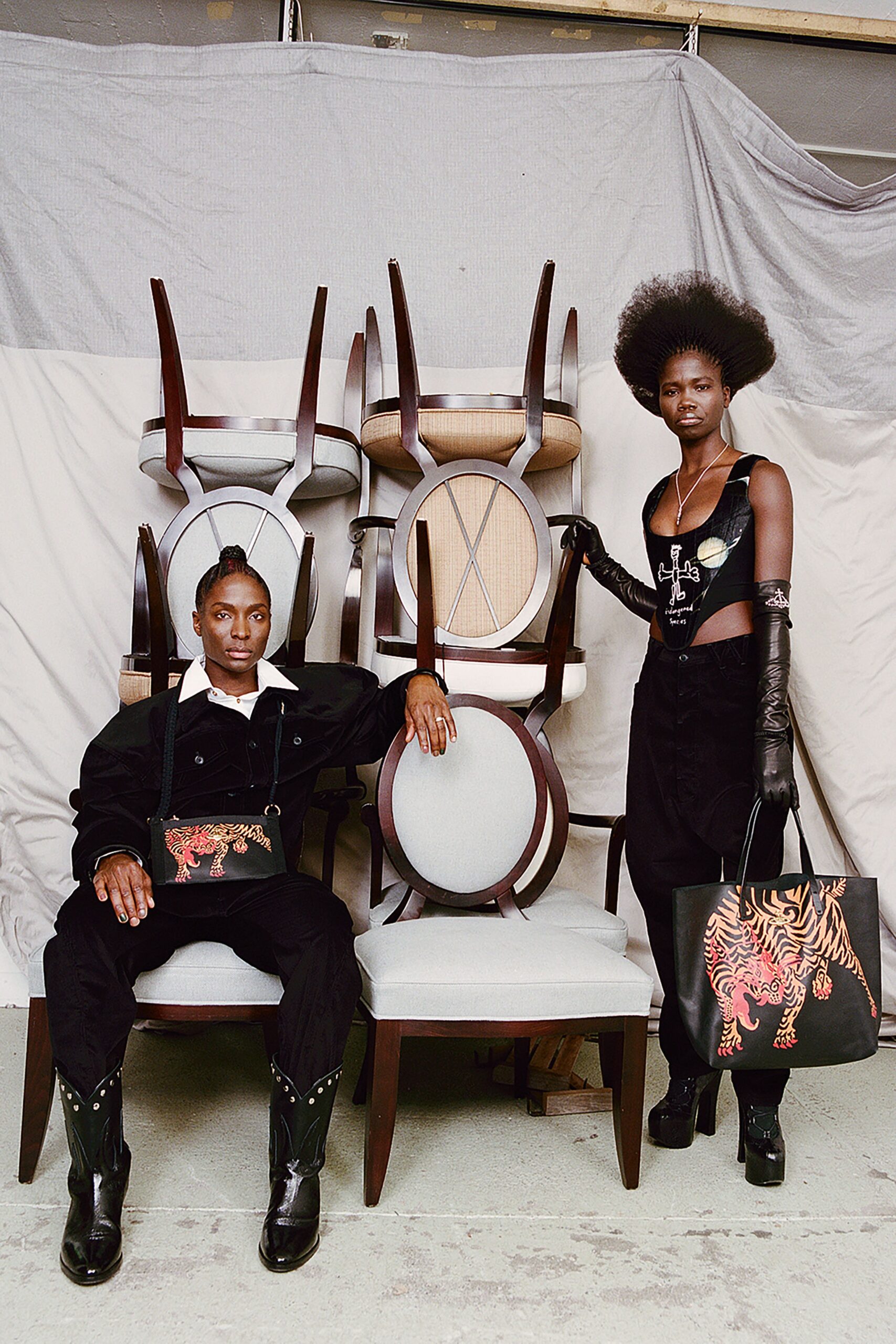 Vivienne Westwood F/W 22 Look 49