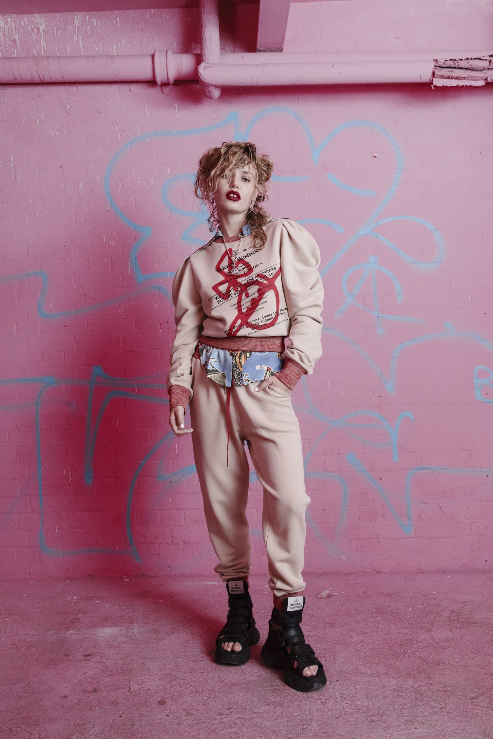 Vivienne Westwood S/S 22 Look 49