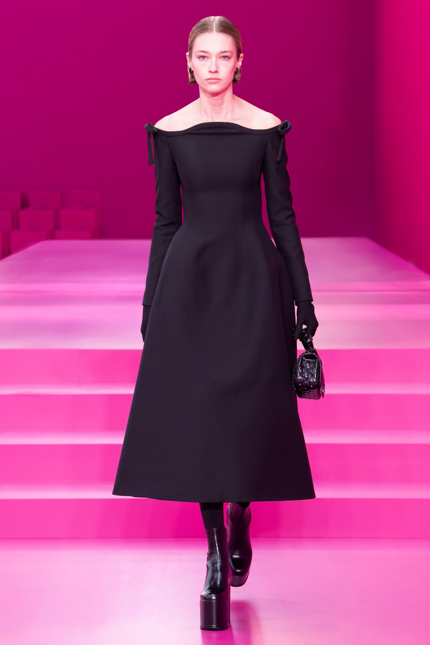 Valentino F/W 22 Look 49