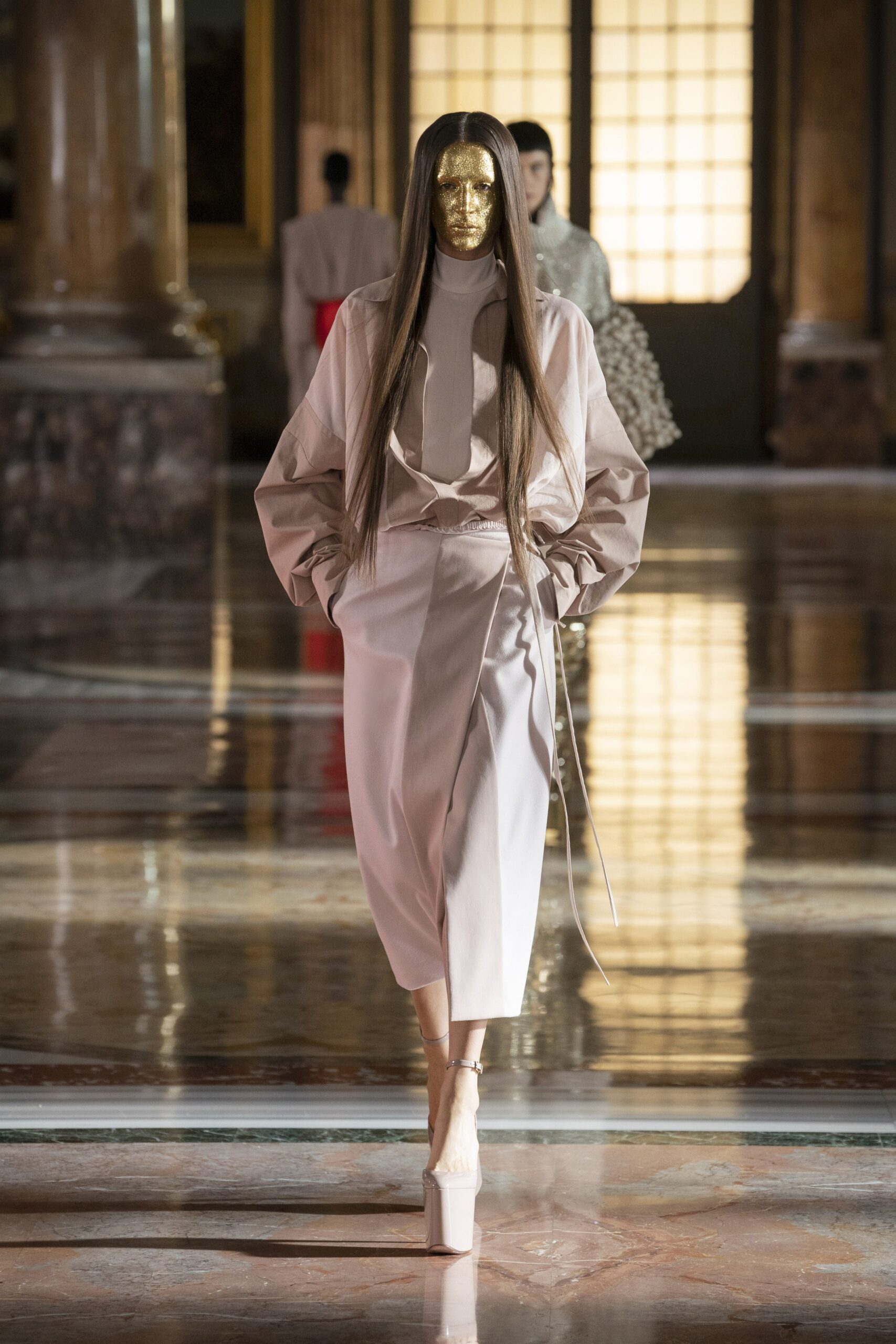 Valentino S/S 21 Couture Look 50
