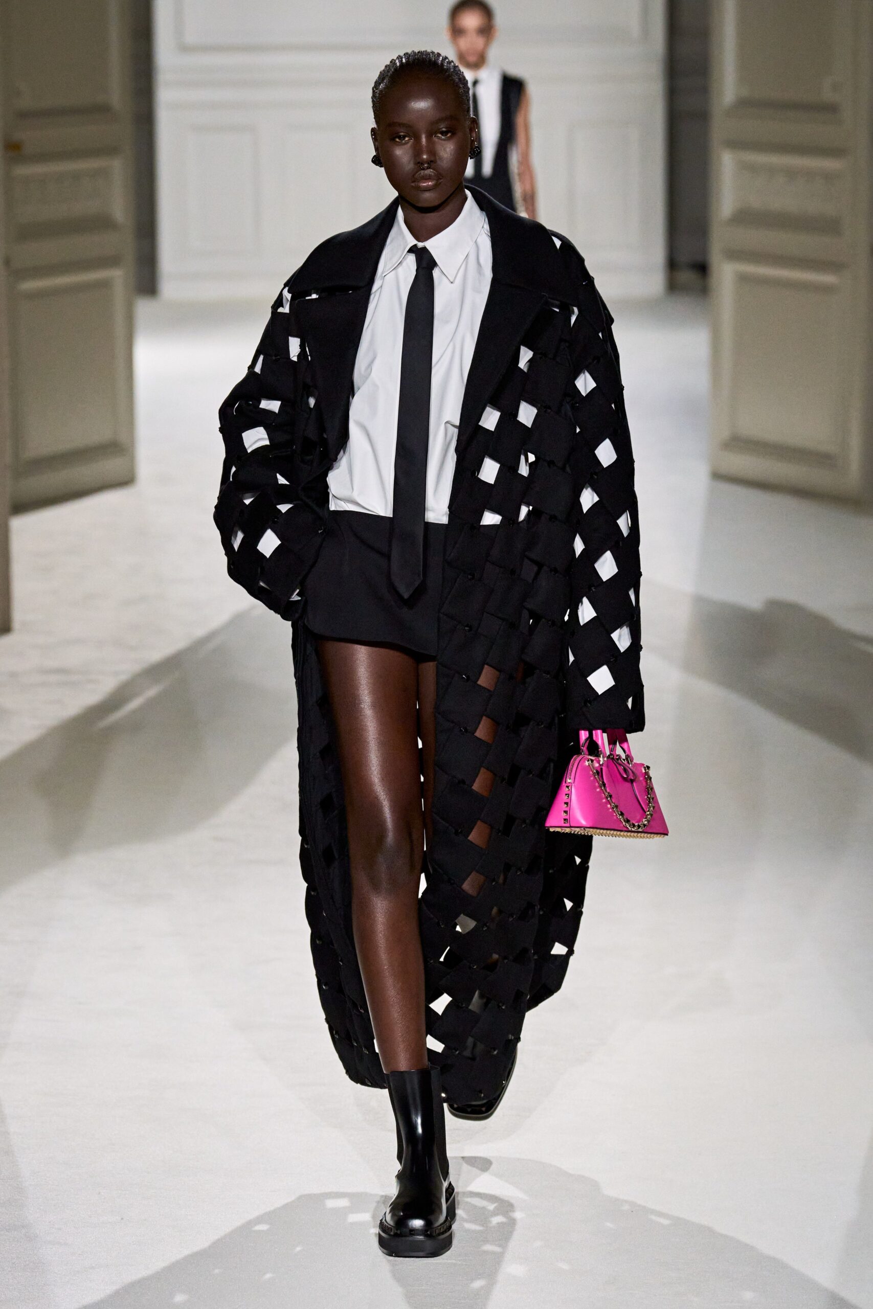 Valentino F/W 23 Look 51