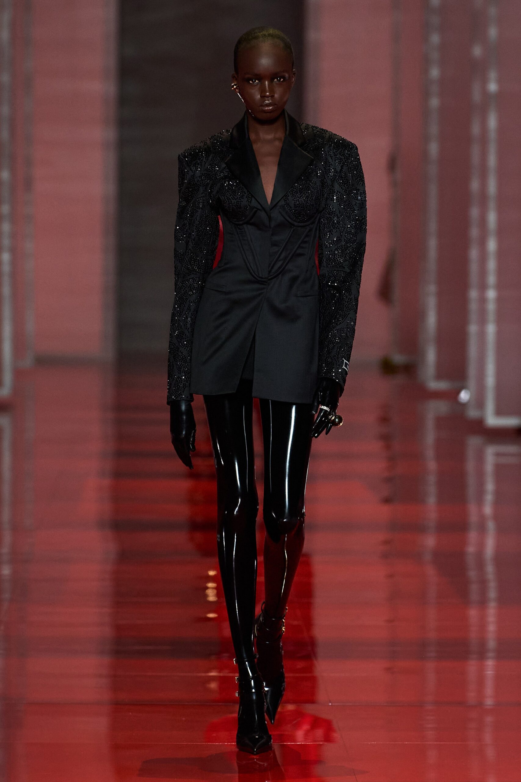 Versace F/W 22 Look 53