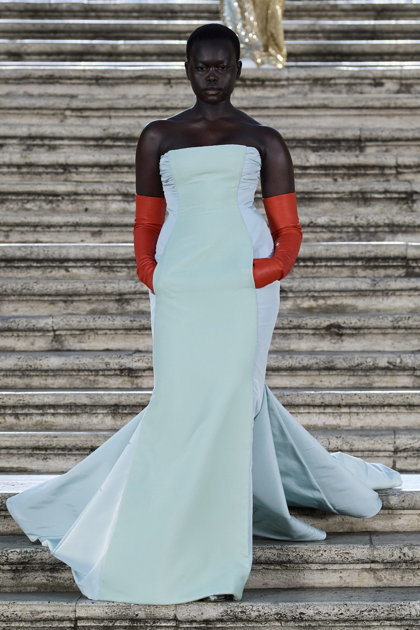 Valentino F/W 22 Couture Look 55