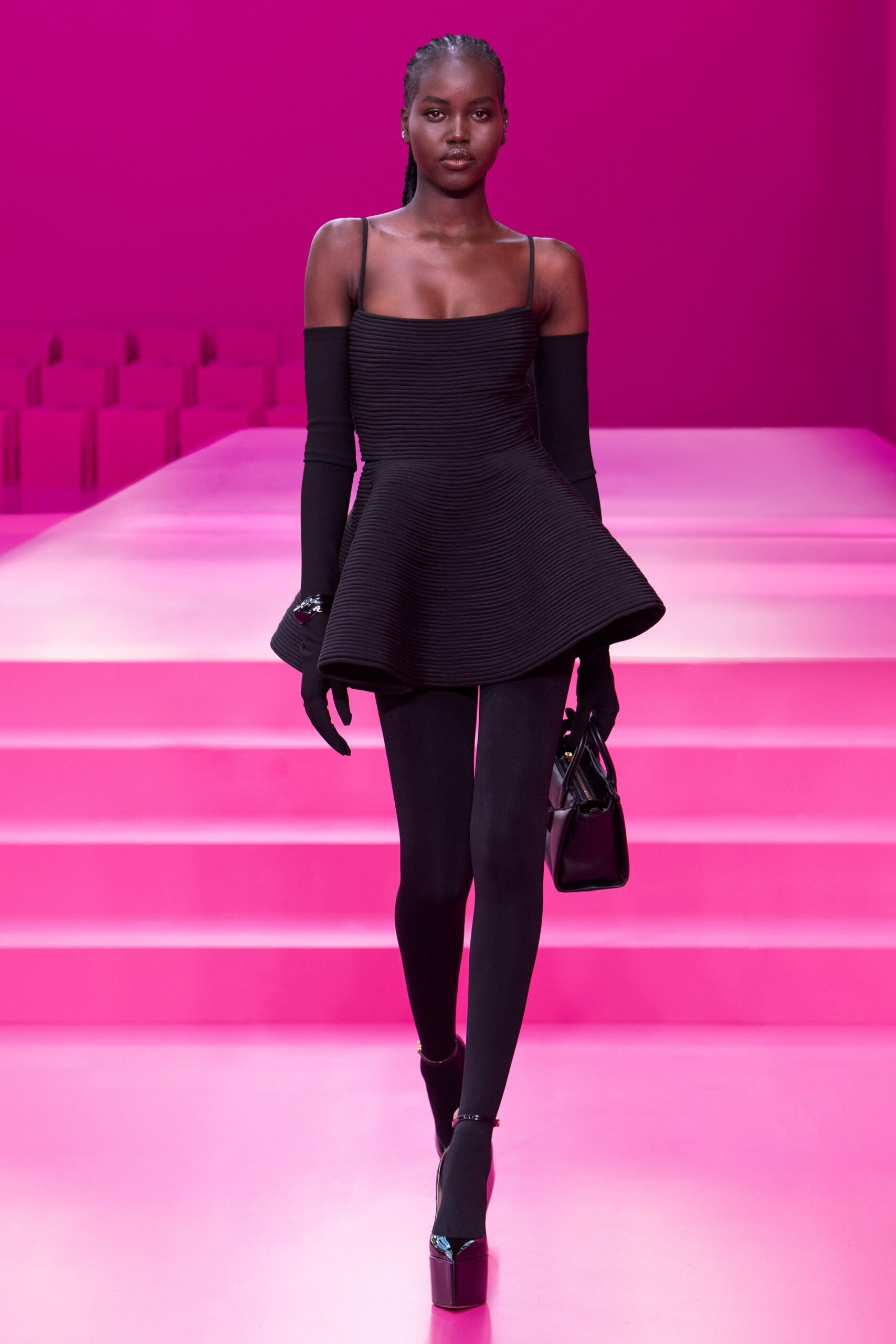 Valentino F/W 22 Look 55