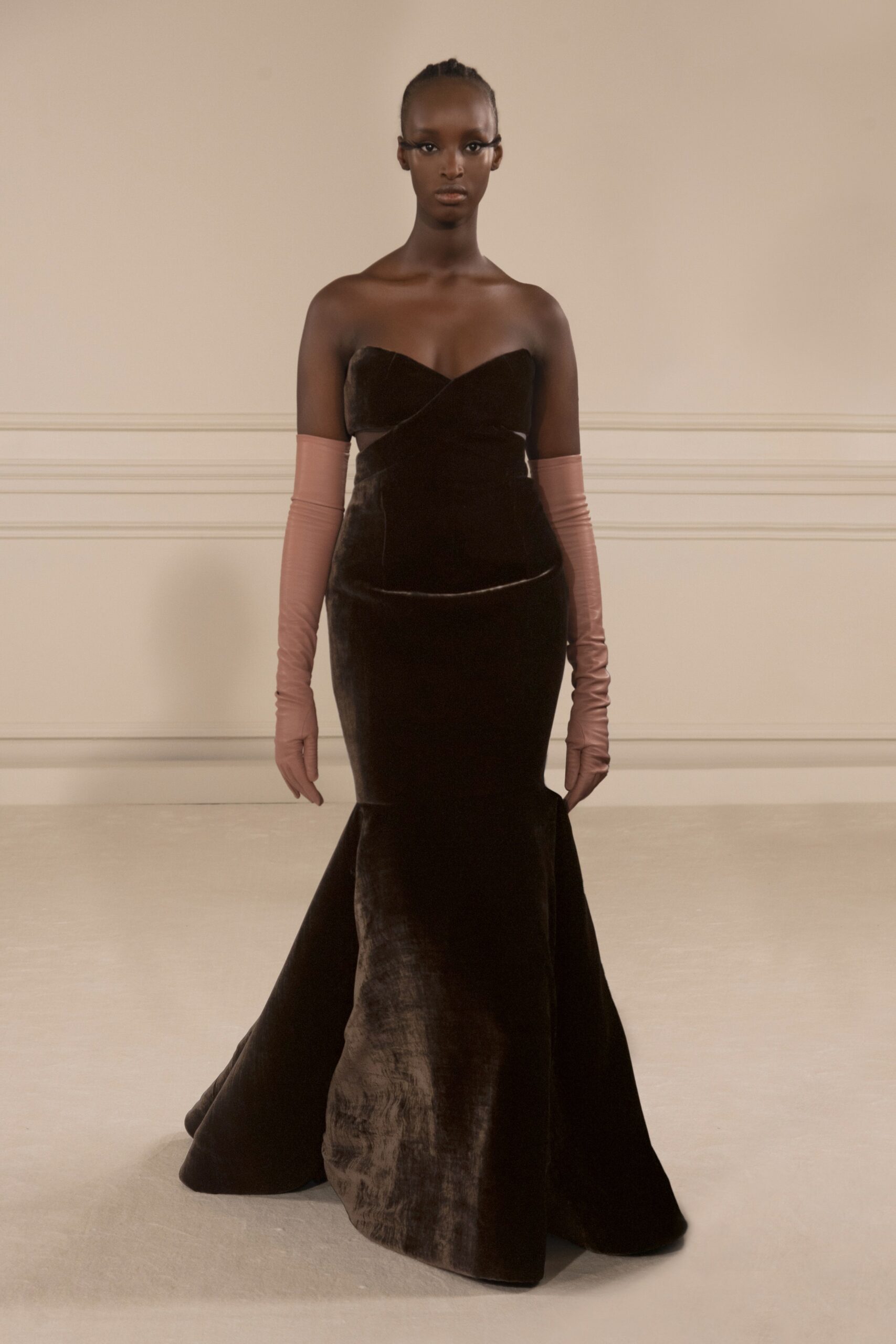 Valentino S/S 22 Couture Look 56