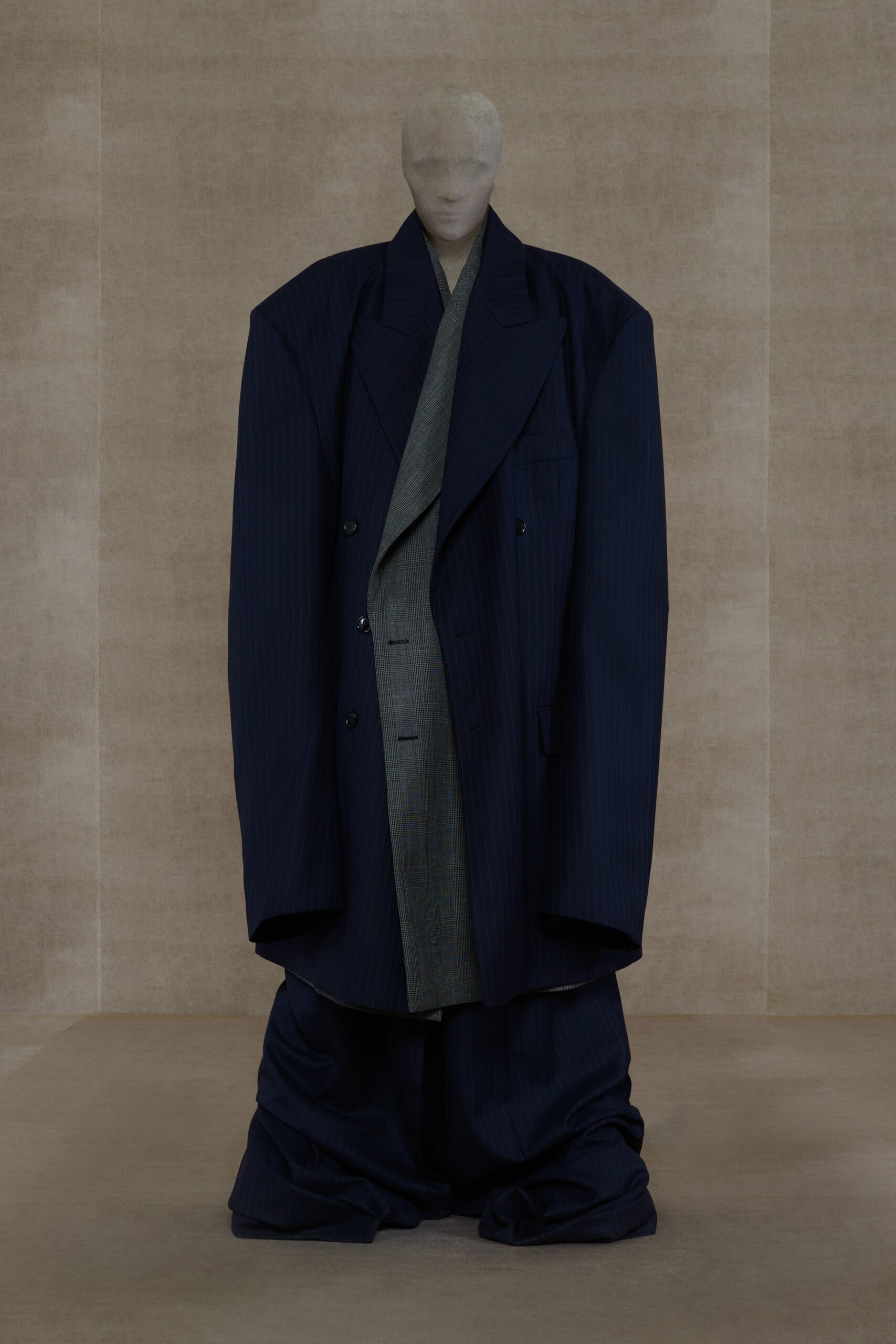 Vetements S/S 24 Menswear Look 76