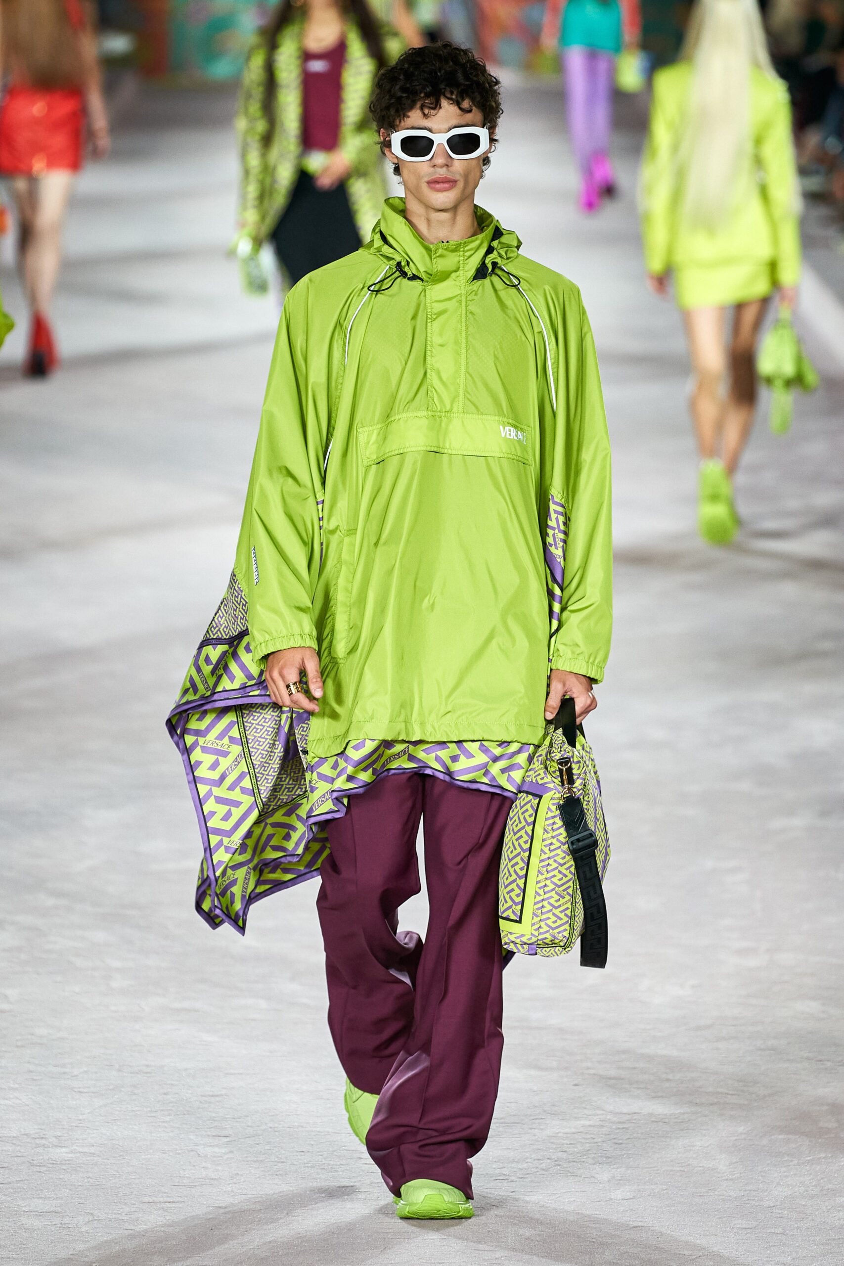 Versace S/S 22 Look 57