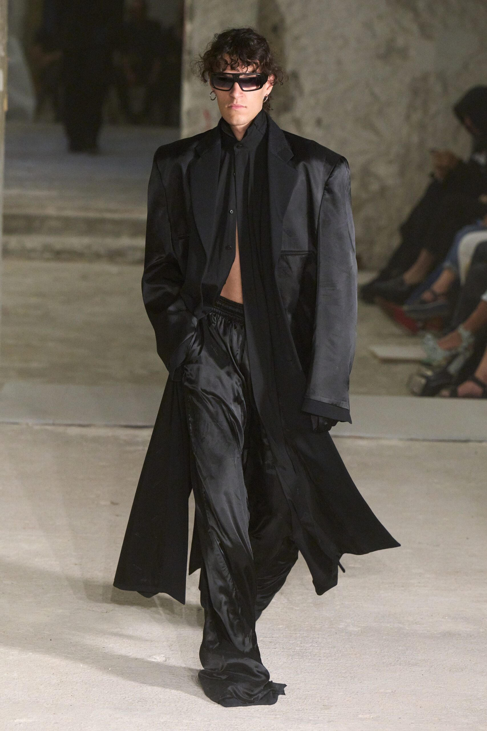 Vetements S/S 23 Menswear Look 57