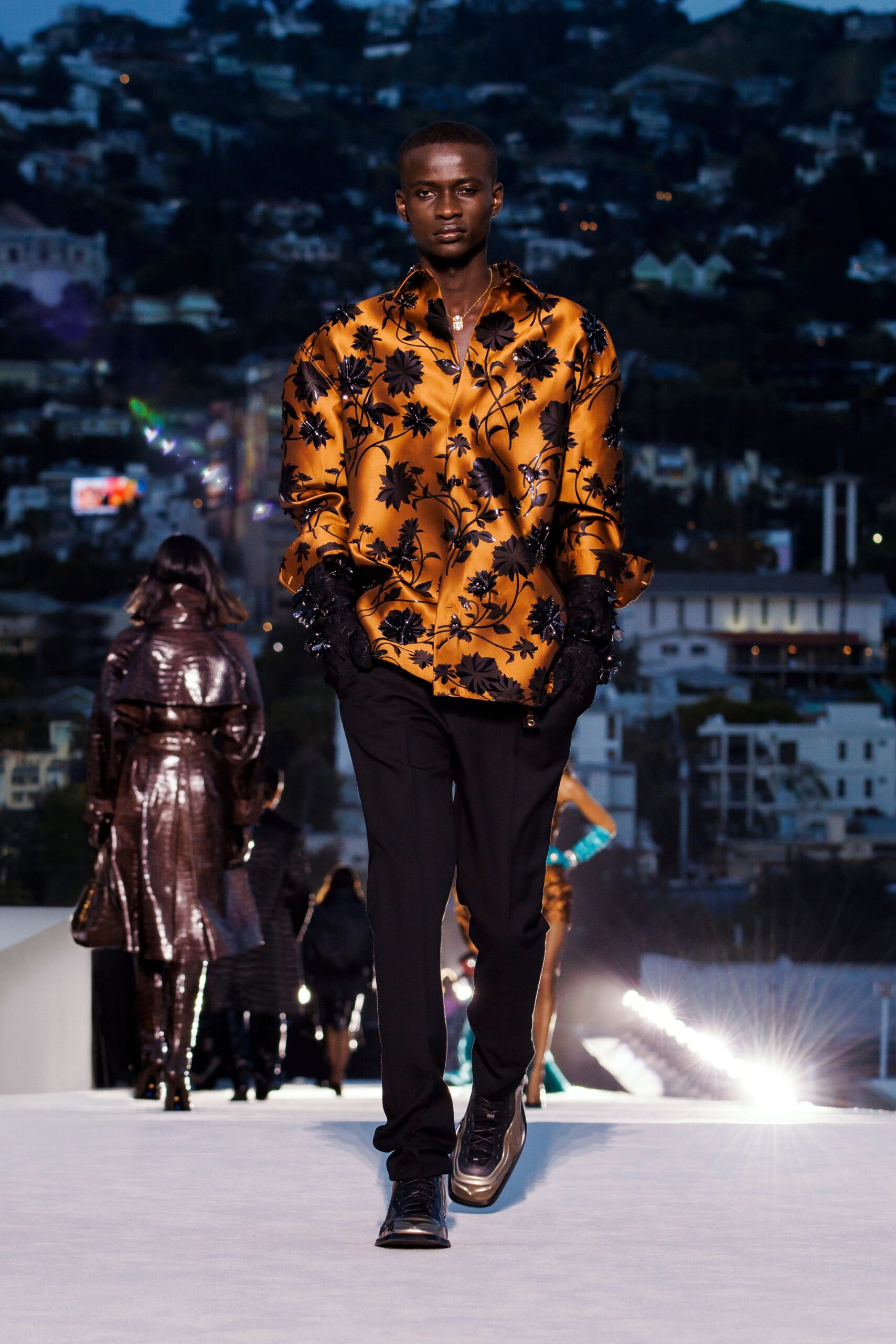 Versace F/W 23 Look 59