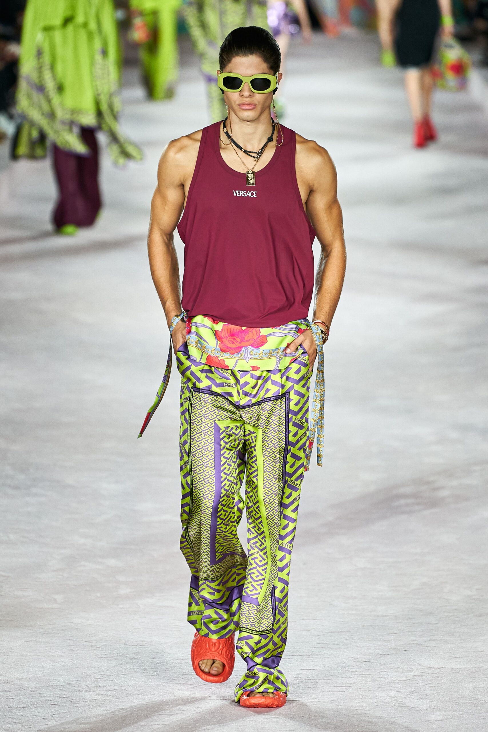 Versace S/S 22 Look 60